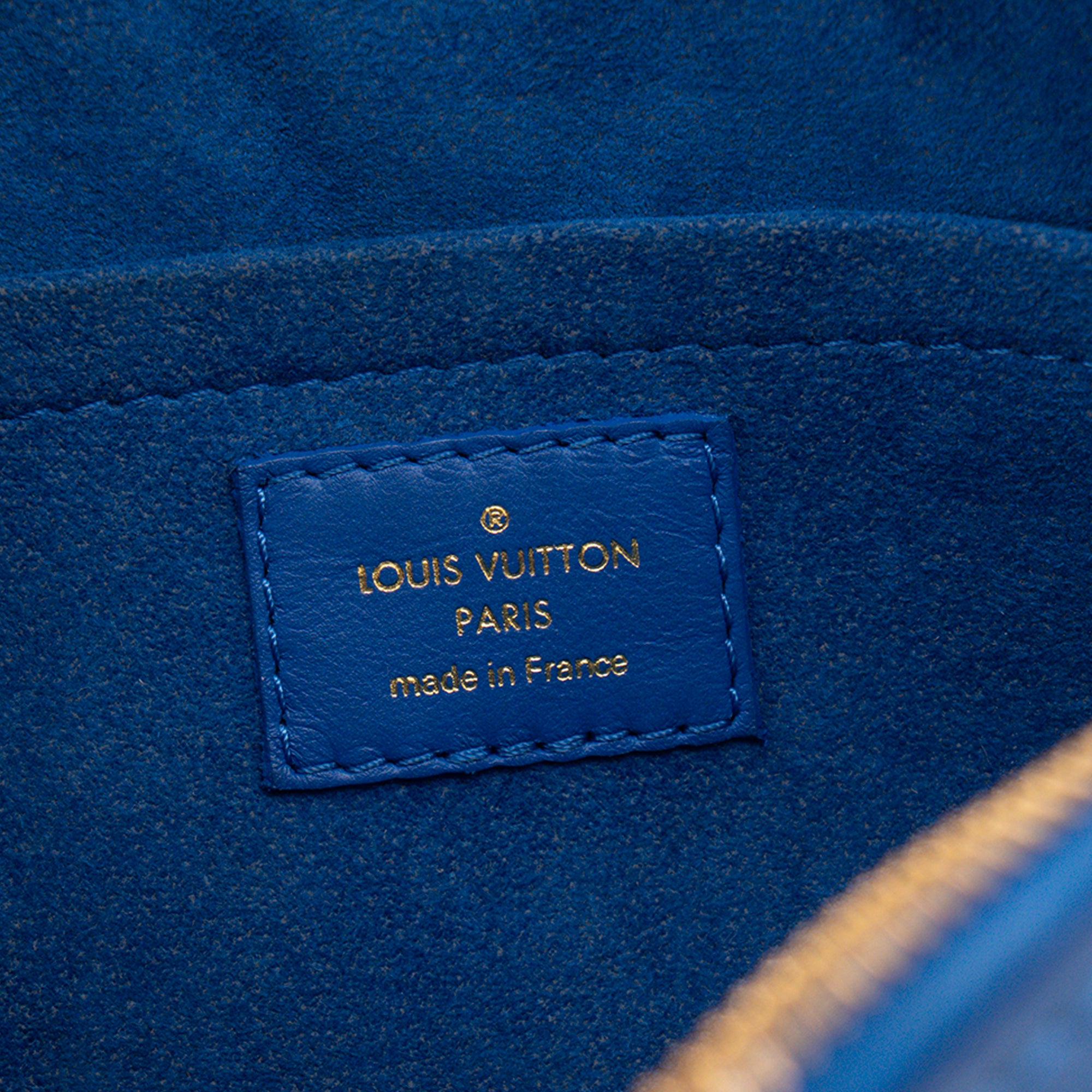 LOUIS VUITTON - Sac à bandoulière New Wave Louis Vuitton en cuir lisse bleu