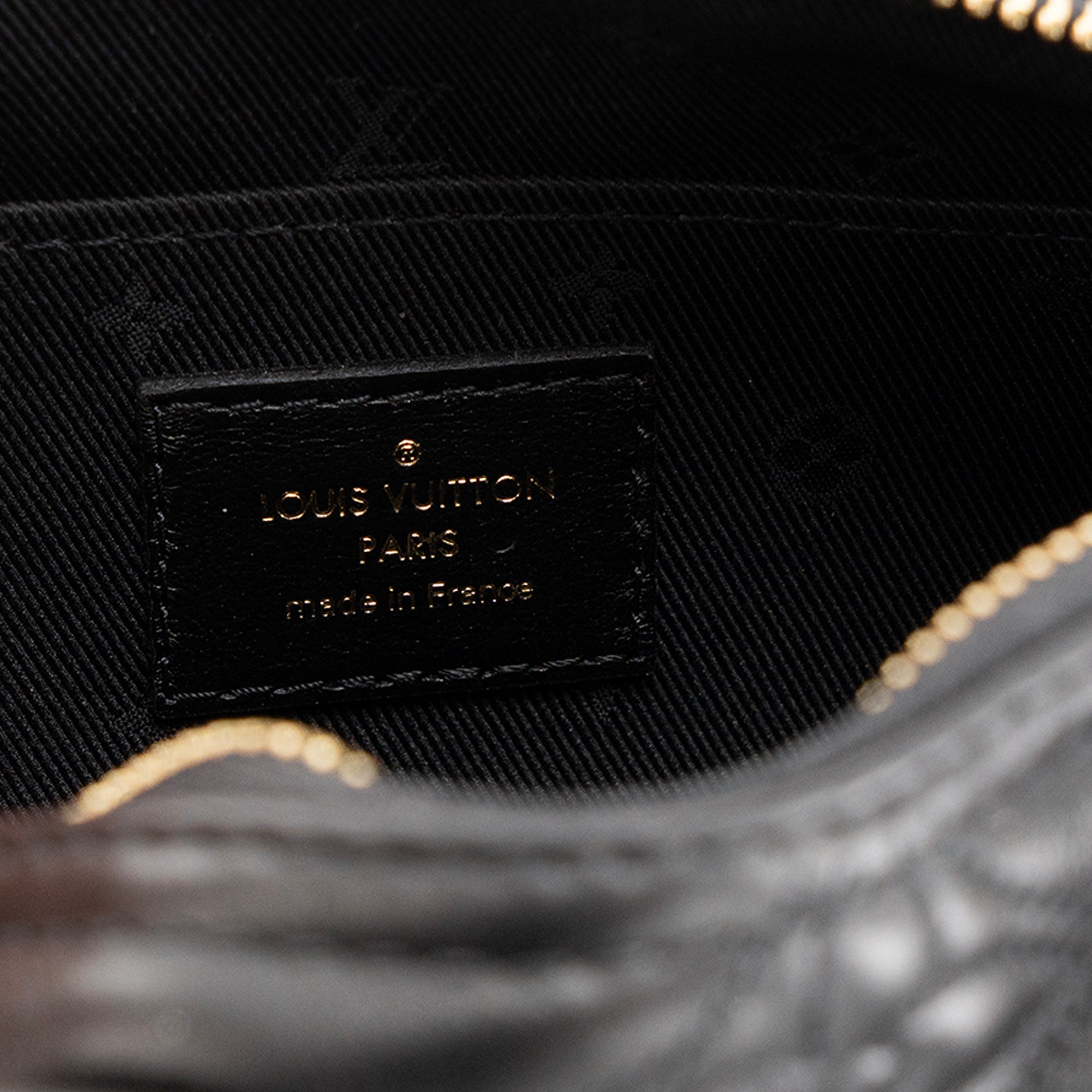 LOUIS VUITTON - Sac bandoulière Papillon BB Bubblegram Louis Vuitton en cuir noir édition limitée