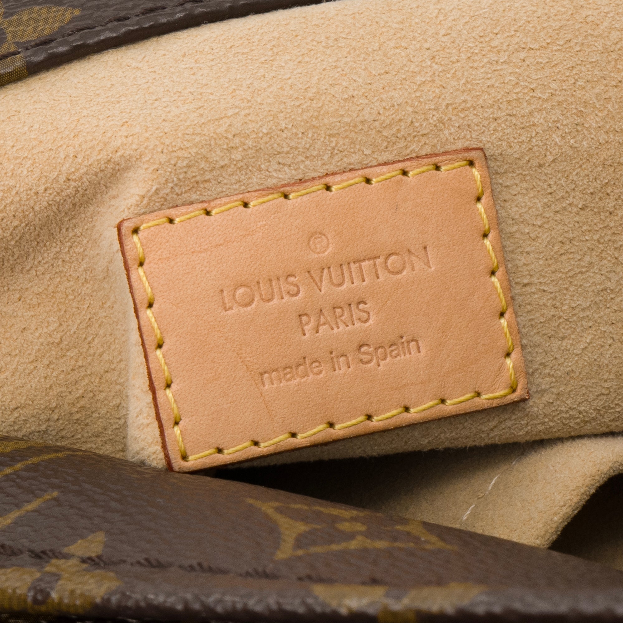 LOUIS VUITTON - Sac cabas Artsy Louis Vuitton en toile enduite monogrammée