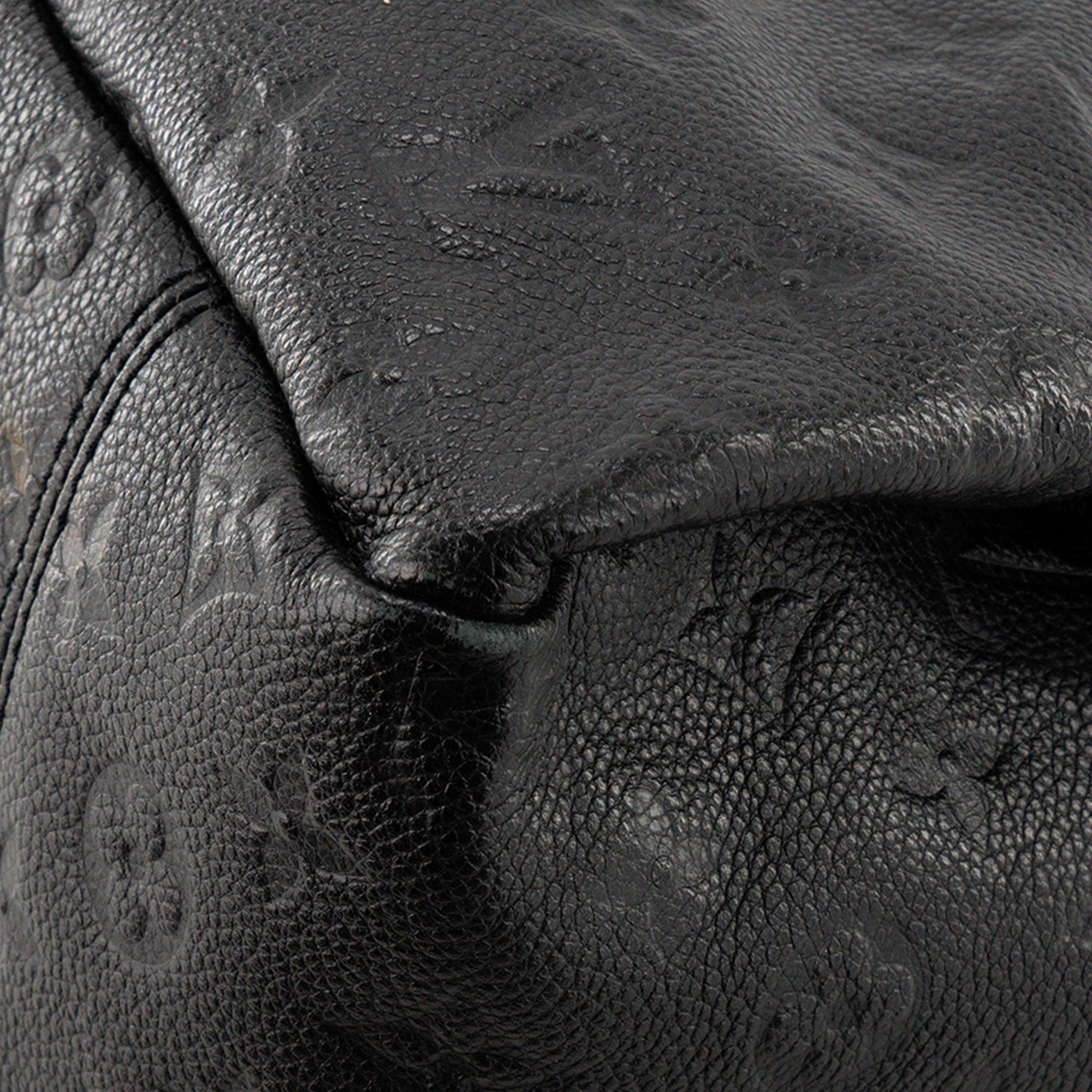LOUIS VUITTON - Sac cabas Artsy MM Louis Vuitton en cuir empreinte monogrammé noir