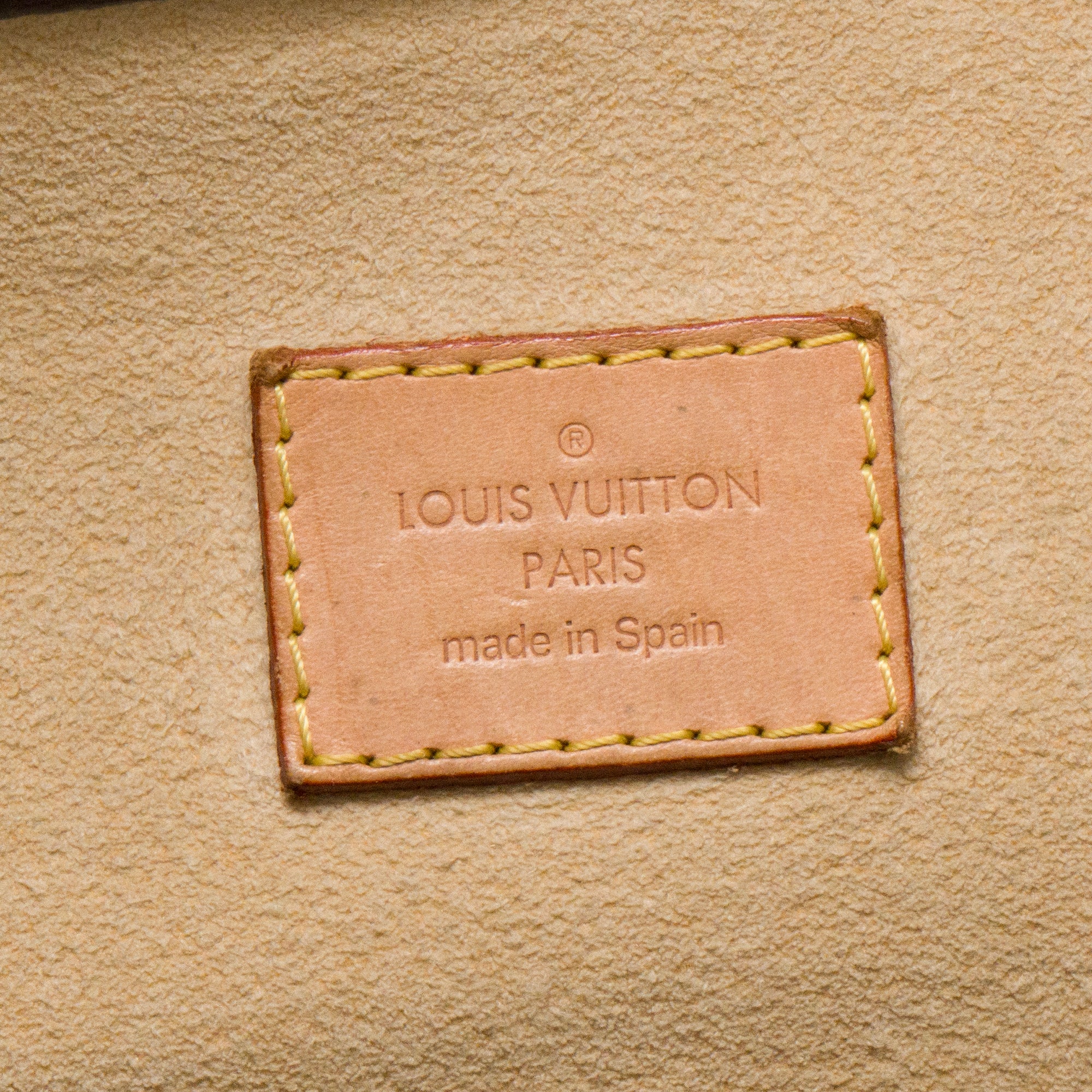 LOUIS VUITTON - Sac cabas Artsy MM Louis Vuitton en toile enduite monogrammée