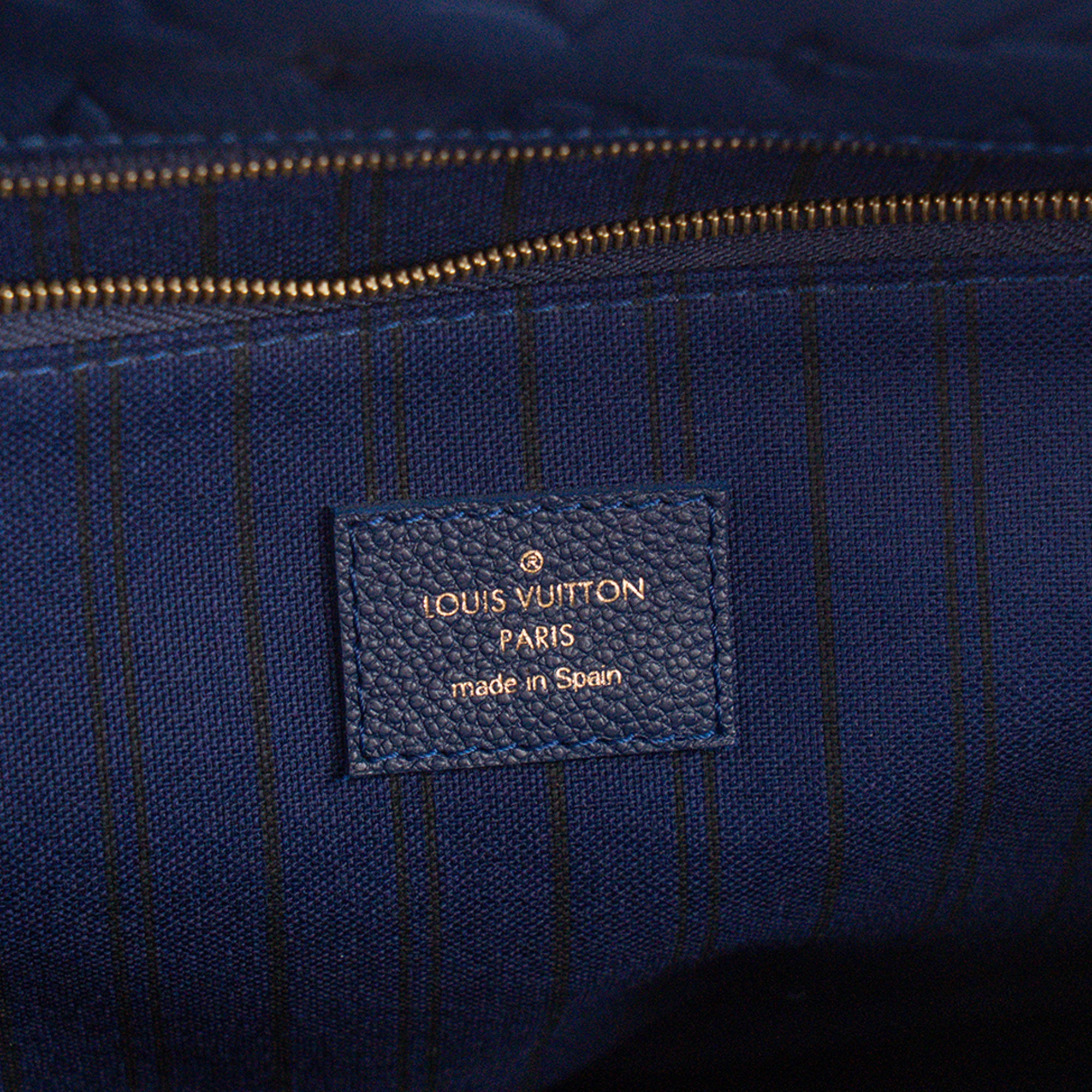 LOUIS VUITTON - Sac cabas Hobo Métis Louis Vuitton en cuir empreinte bleu marine