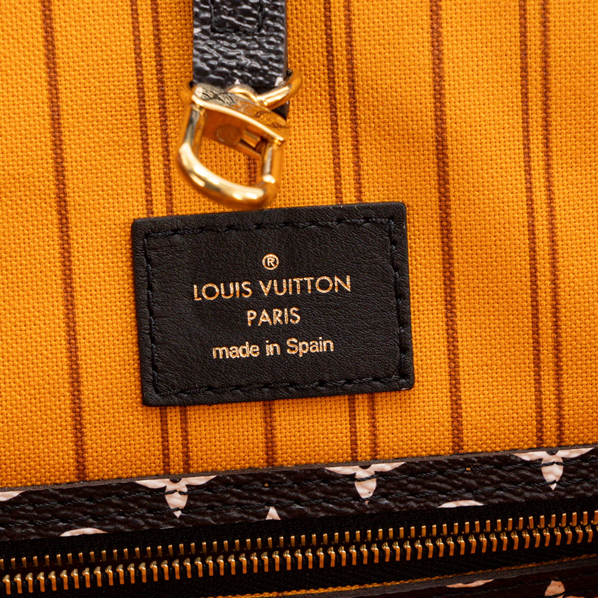 LOUIS VUITTON - Sac cabas Neverfull MM Giant Jungle Léopard Louis Vuitton en toile enduite monogrammée édition limitée