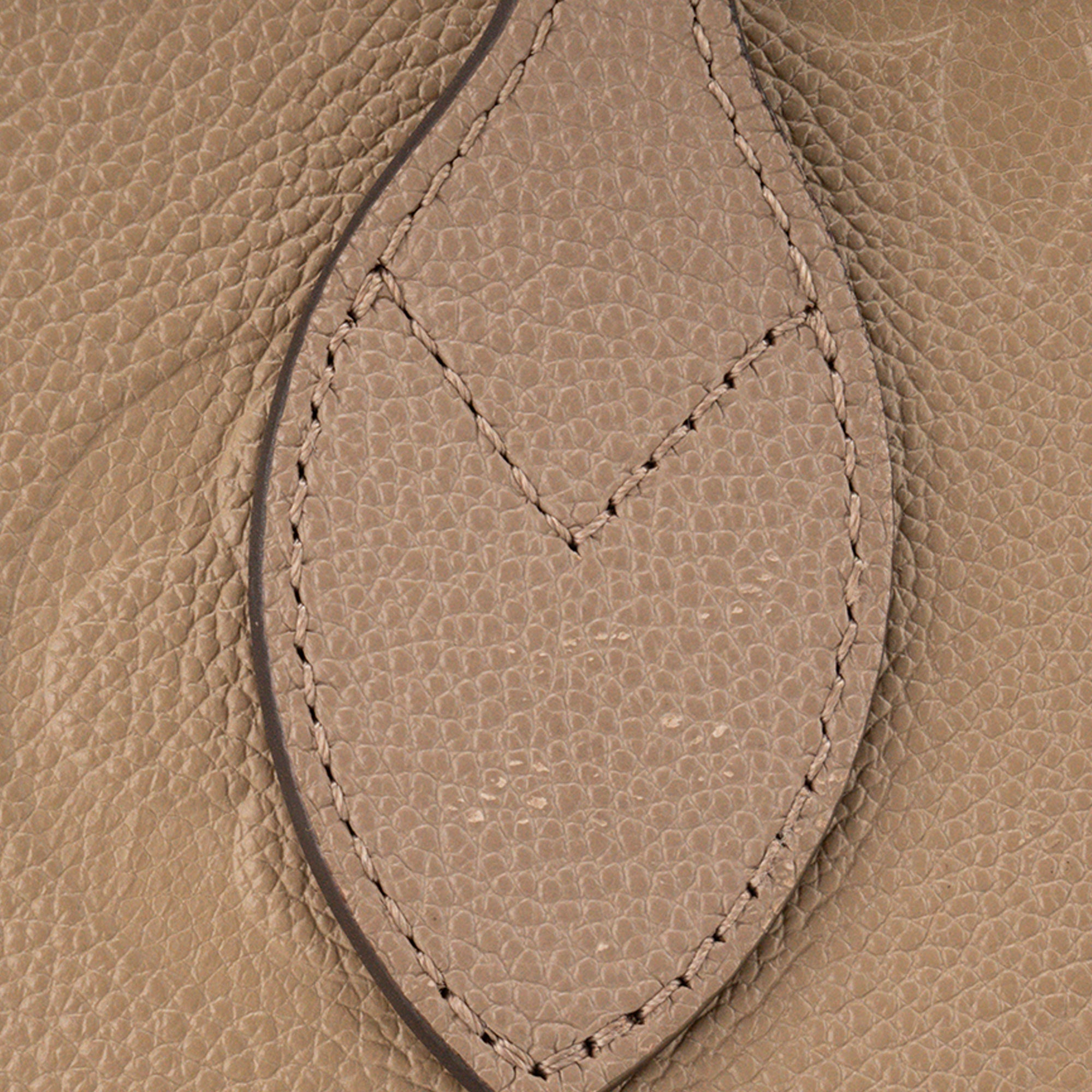 LOUIS VUITTON - Sac cabas Neverfull MM Louis Vuitton en cuir empreinte taupe