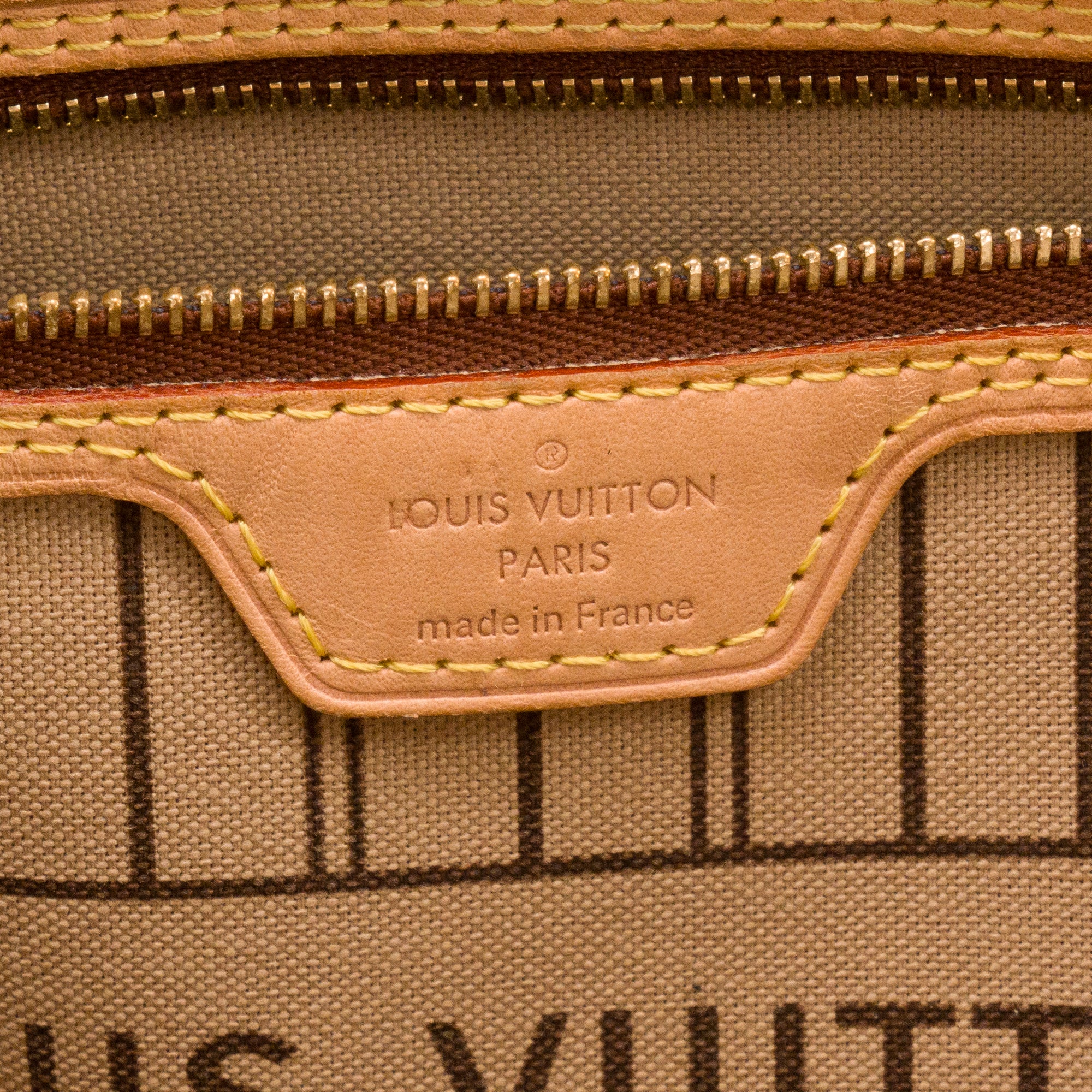 LOUIS VUITTON - Sac cabas Neverfull MM Louis Vuitton en toile enduite monogrammée