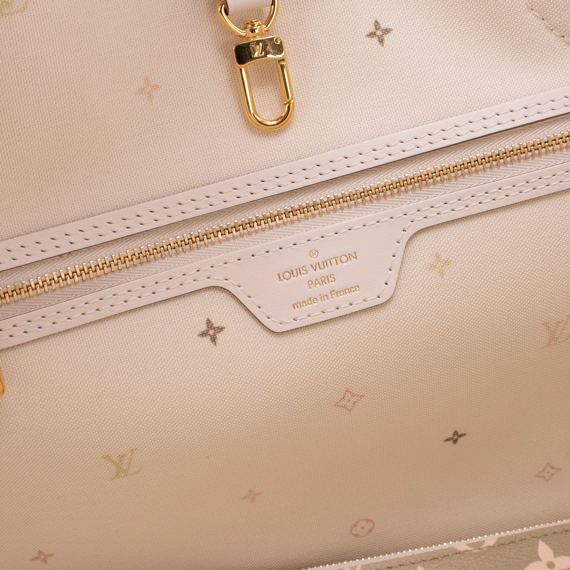LOUIS VUITTON - Sac cabas Neverfull MM Spring in the City Louis Vuitton en toile enduite kaki édition limitée
