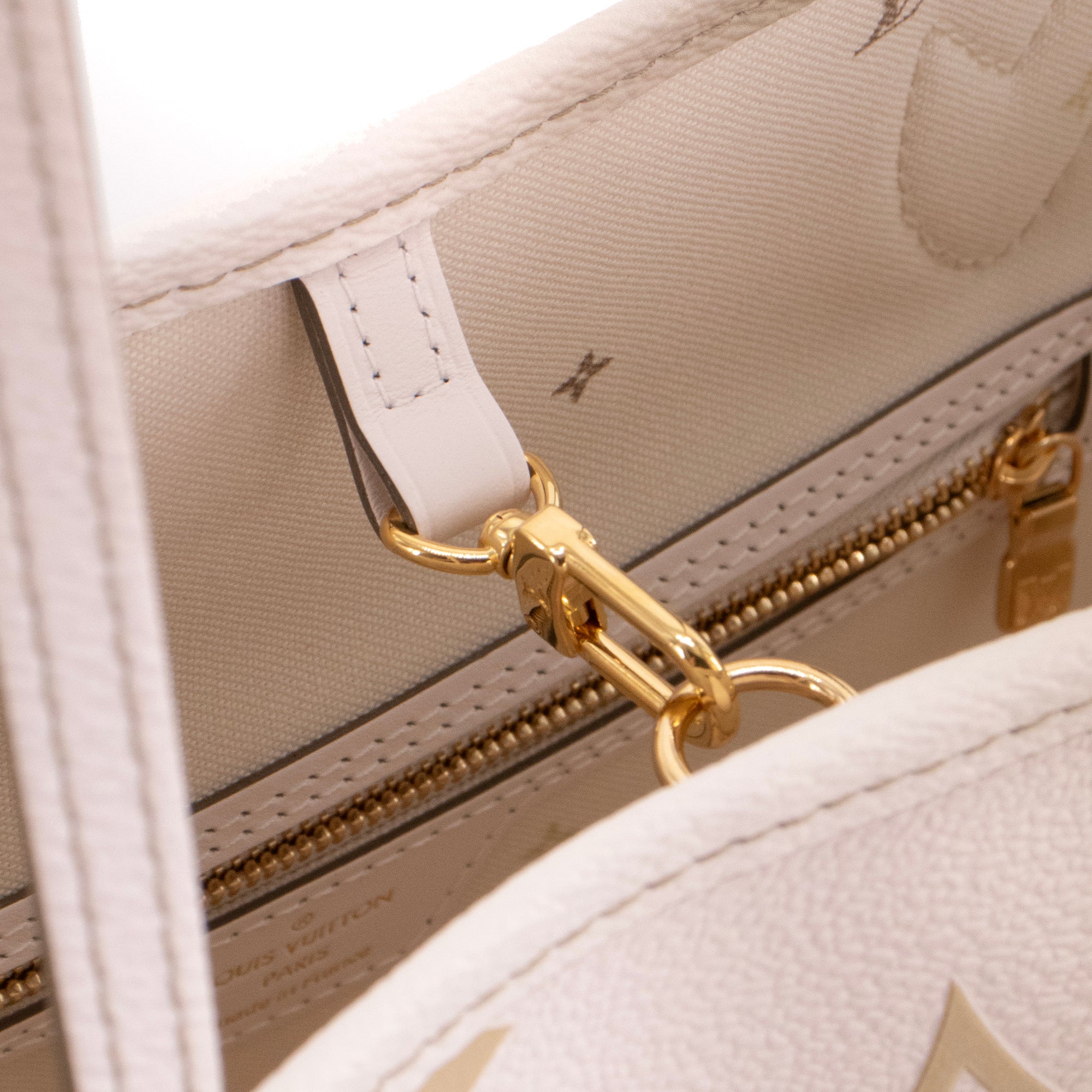 LOUIS VUITTON - Sac cabas Neverfull MM Spring in the City Louis Vuitton en toile enduite kaki édition limitée