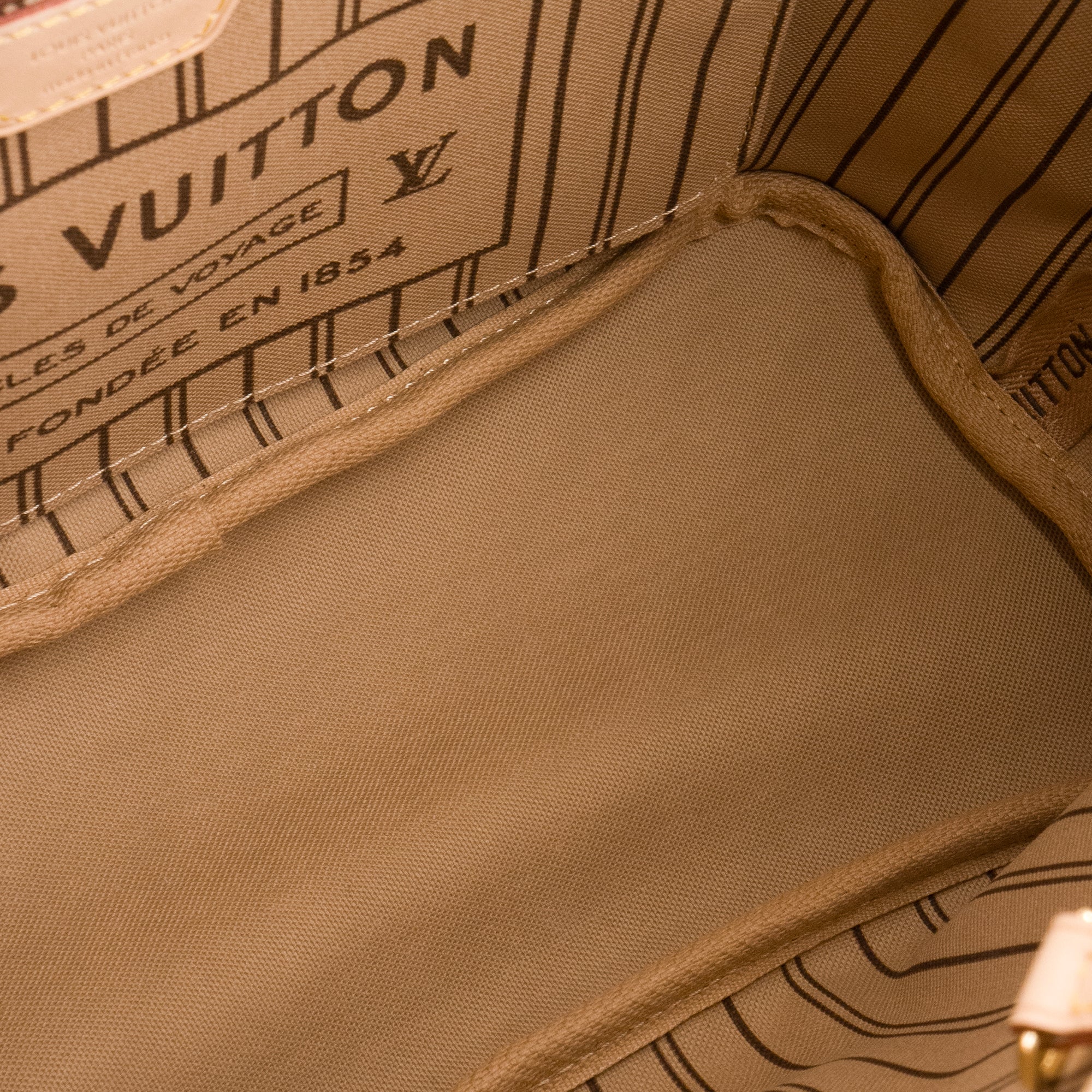 LOUIS VUITTON - Sac cabas Neverfull PM Louis Vuitton en toile enduite monogrammée