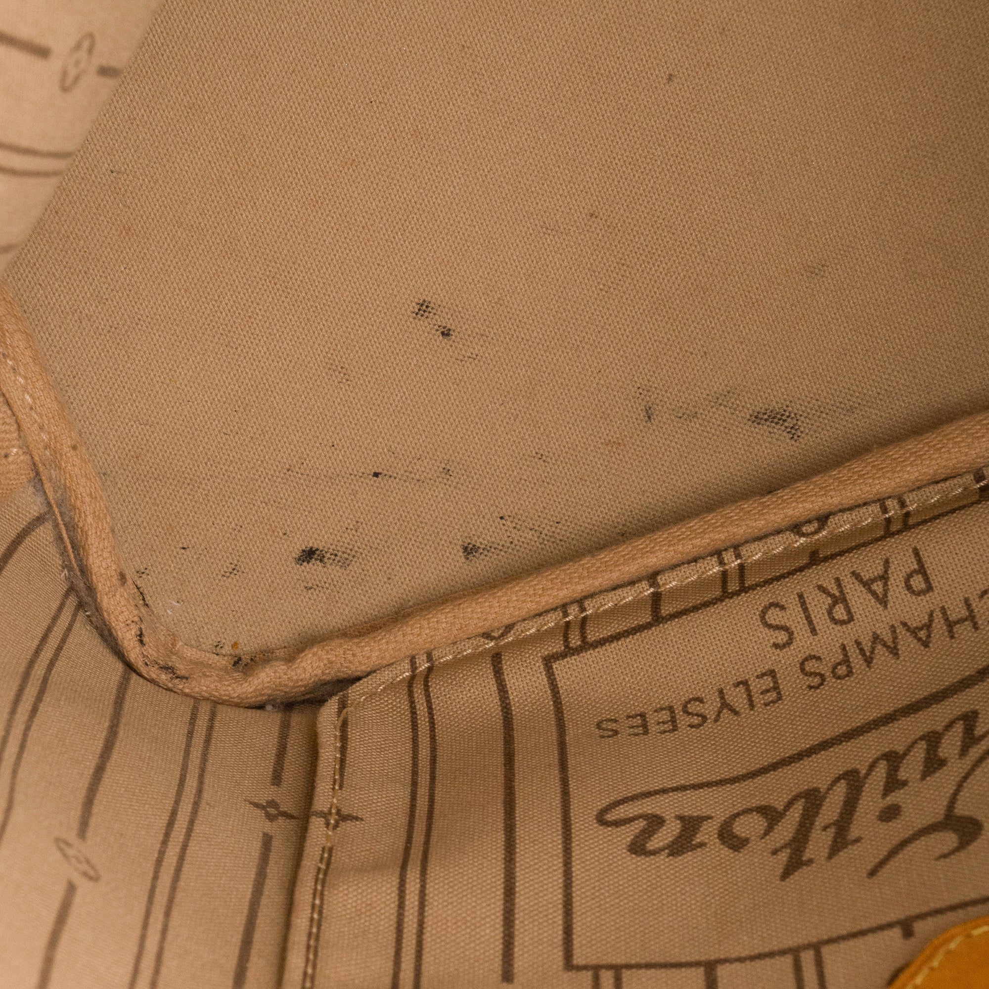 LOUIS VUITTON - Sac cabas Neverfull PM Louis Vuitton en toile enduite monogrammée