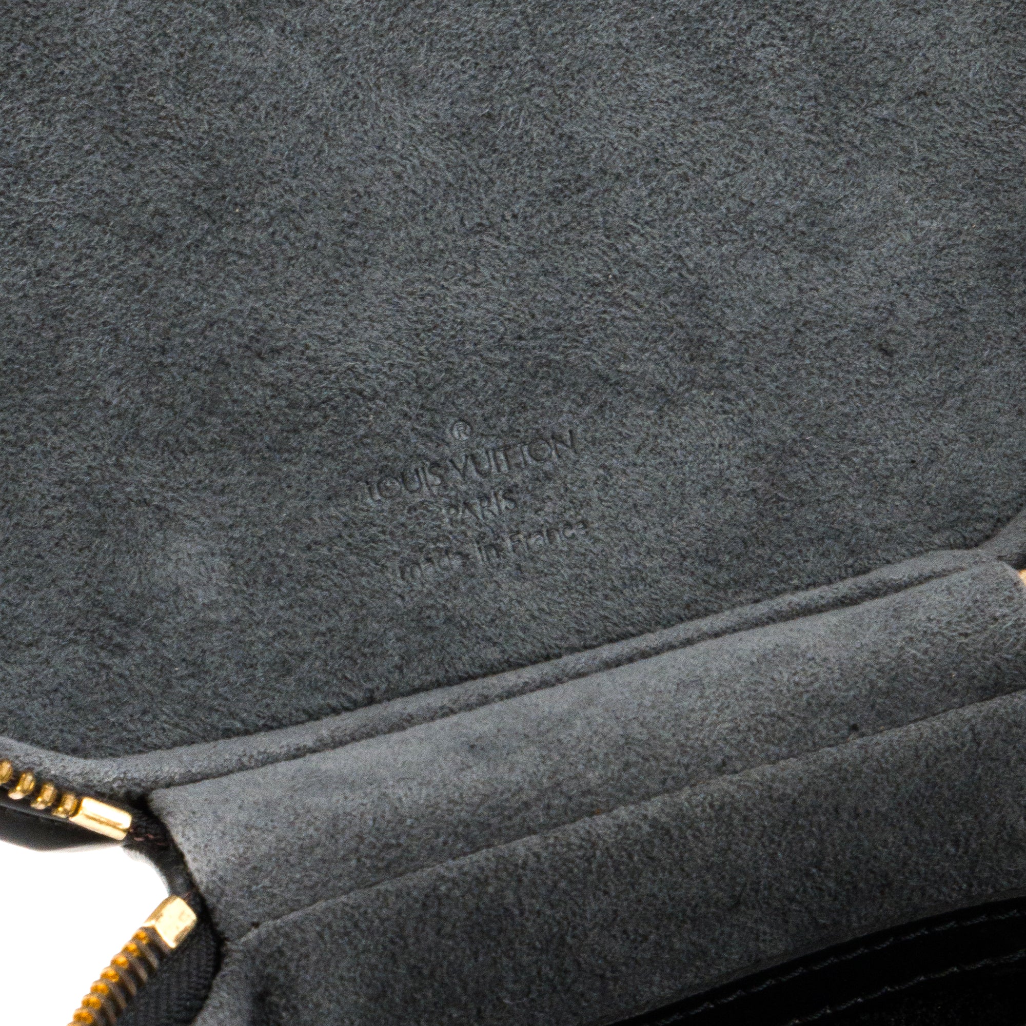 LOUIS VUITTON - Sac Cannes Louis Vuitton en cuir épi noir vintage