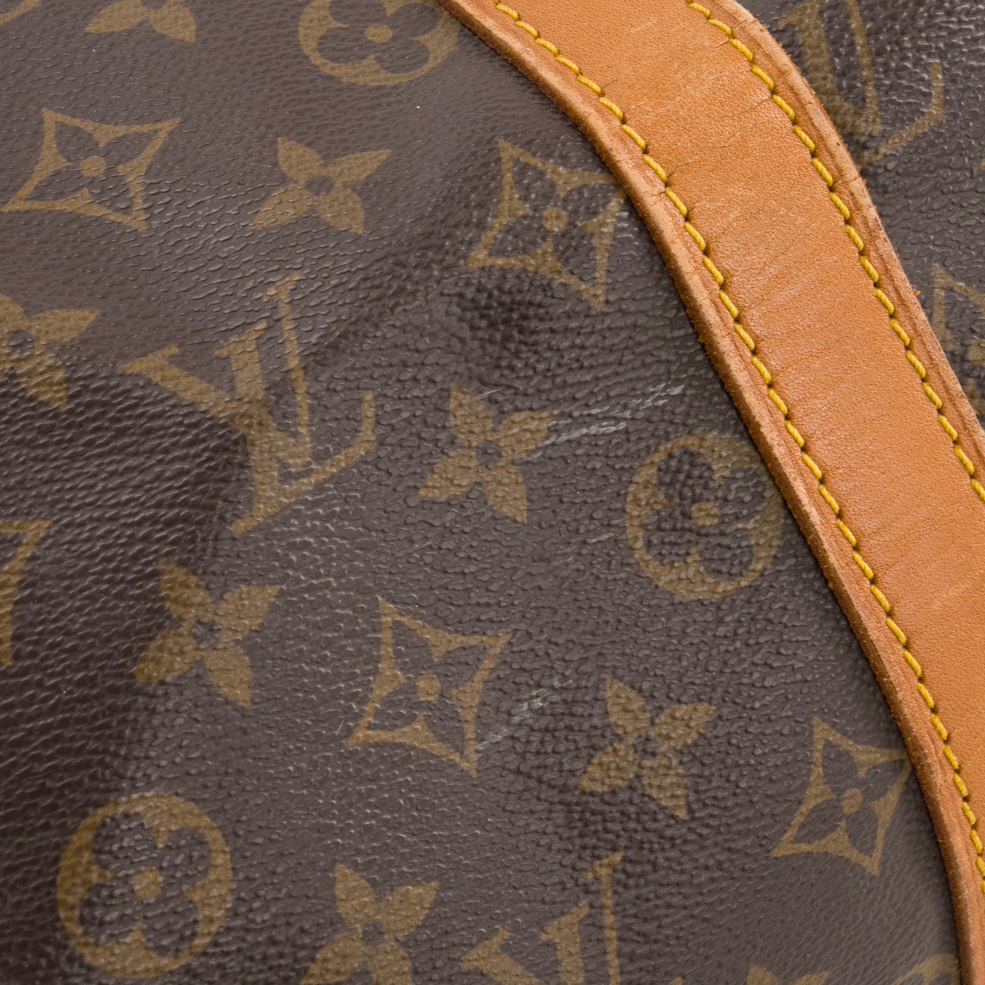 LOUIS VUITTON - Sac de voyage Keepall 45 Louis Vuitton en toile enduite monogrammée vintage