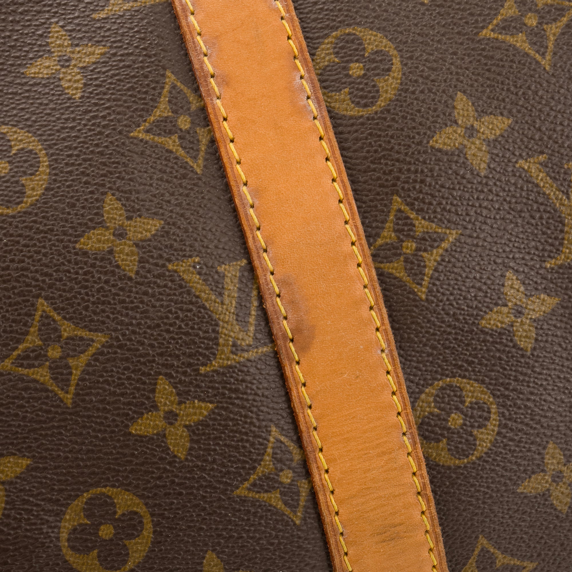 LOUIS VUITTON - Sac de voyage Keepall 45 Louis Vuitton en toile enduite monogrammée vintage