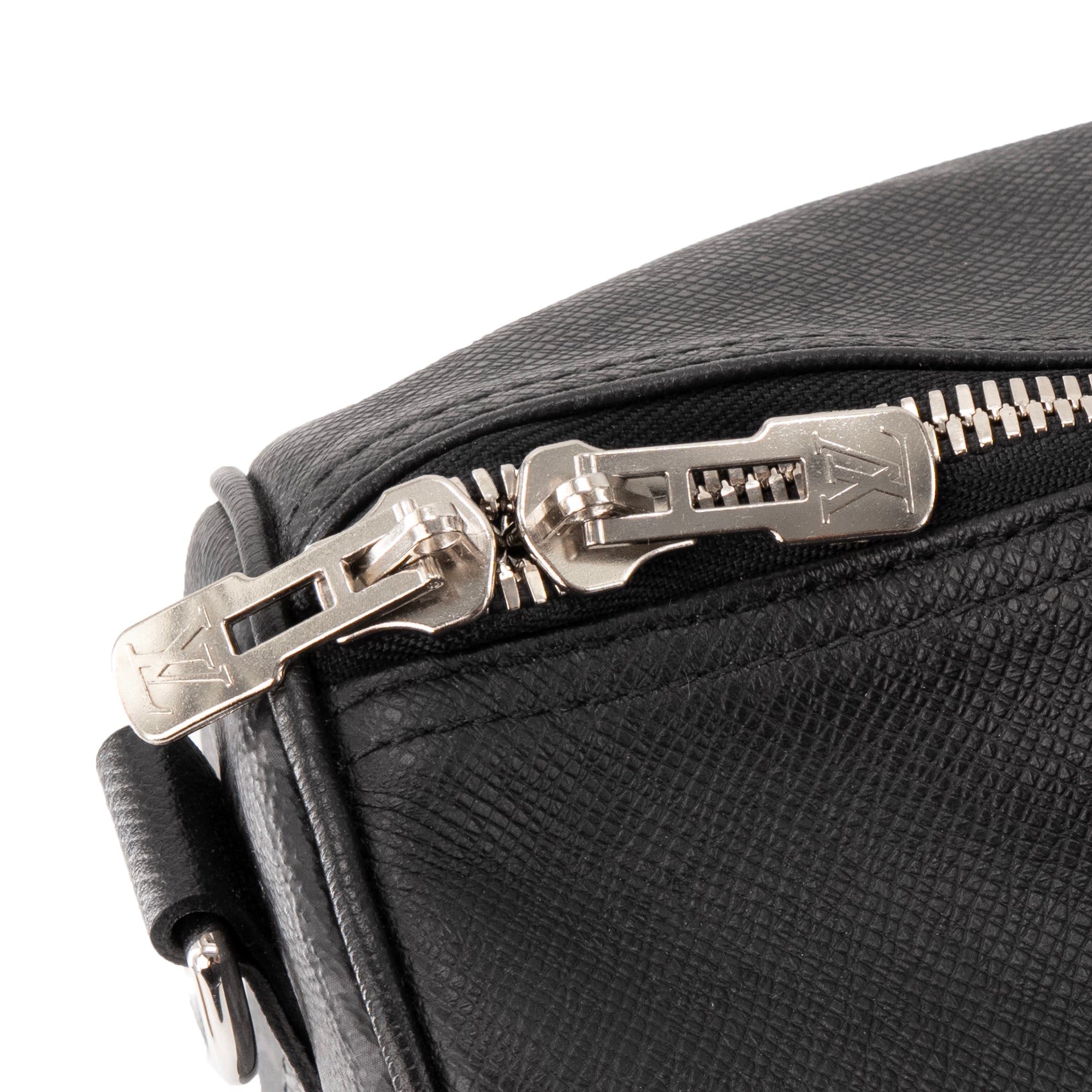 LOUIS VUITTON - Sac de voyage Keepall 50 Louis Vuitton en cuir taïgarama et toile enduite