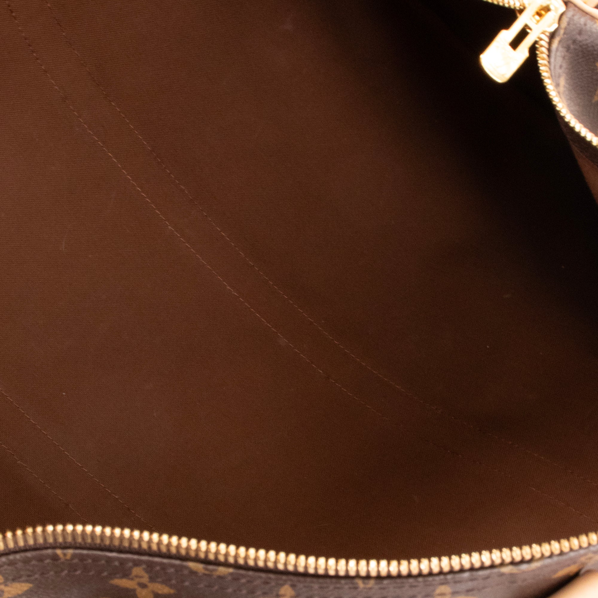 LOUIS VUITTON - Sac de voyage Keepall 50 Louis Vuitton en toile enduite monogrammée