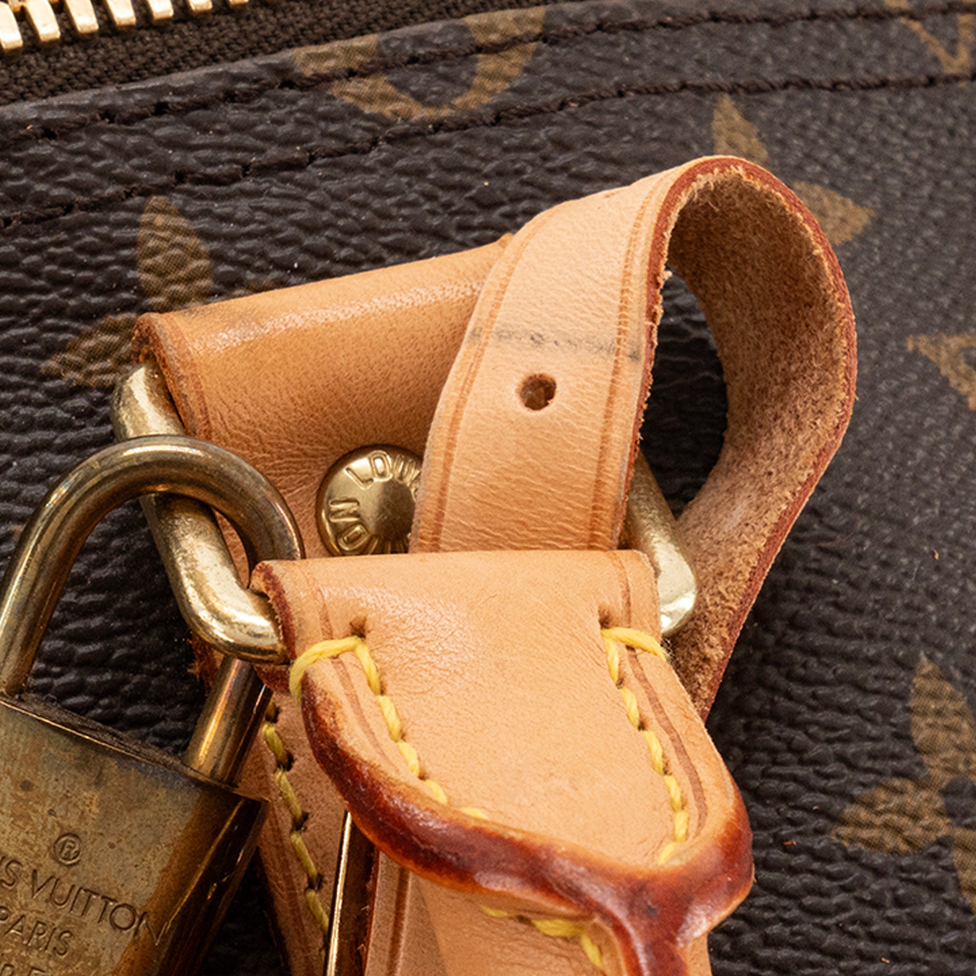 LOUIS VUITTON - Sac de voyage Keepall 50 Louis Vuitton en toile enduite monogrammée marron vintage