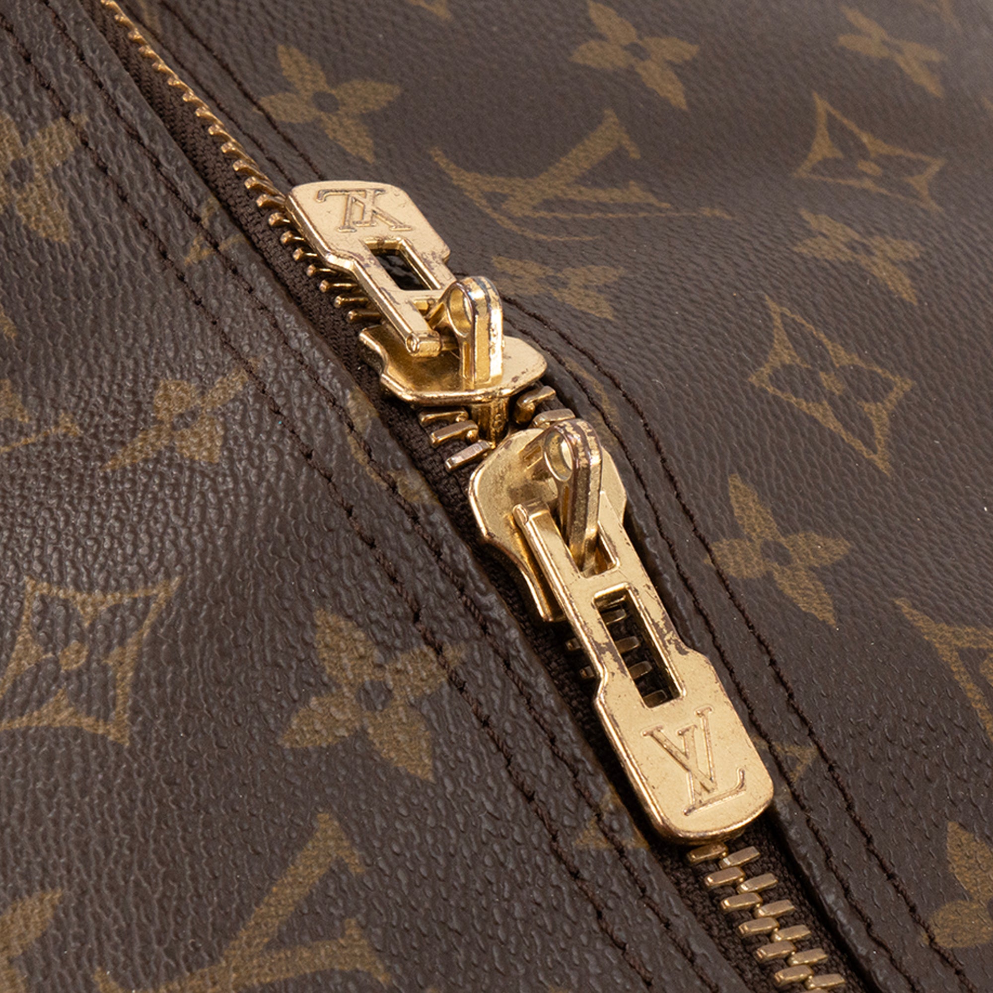 LOUIS VUITTON - Sac de voyage Keepall 60 bandoulière Louis Vuitton en toile enduite monogrammée vintage