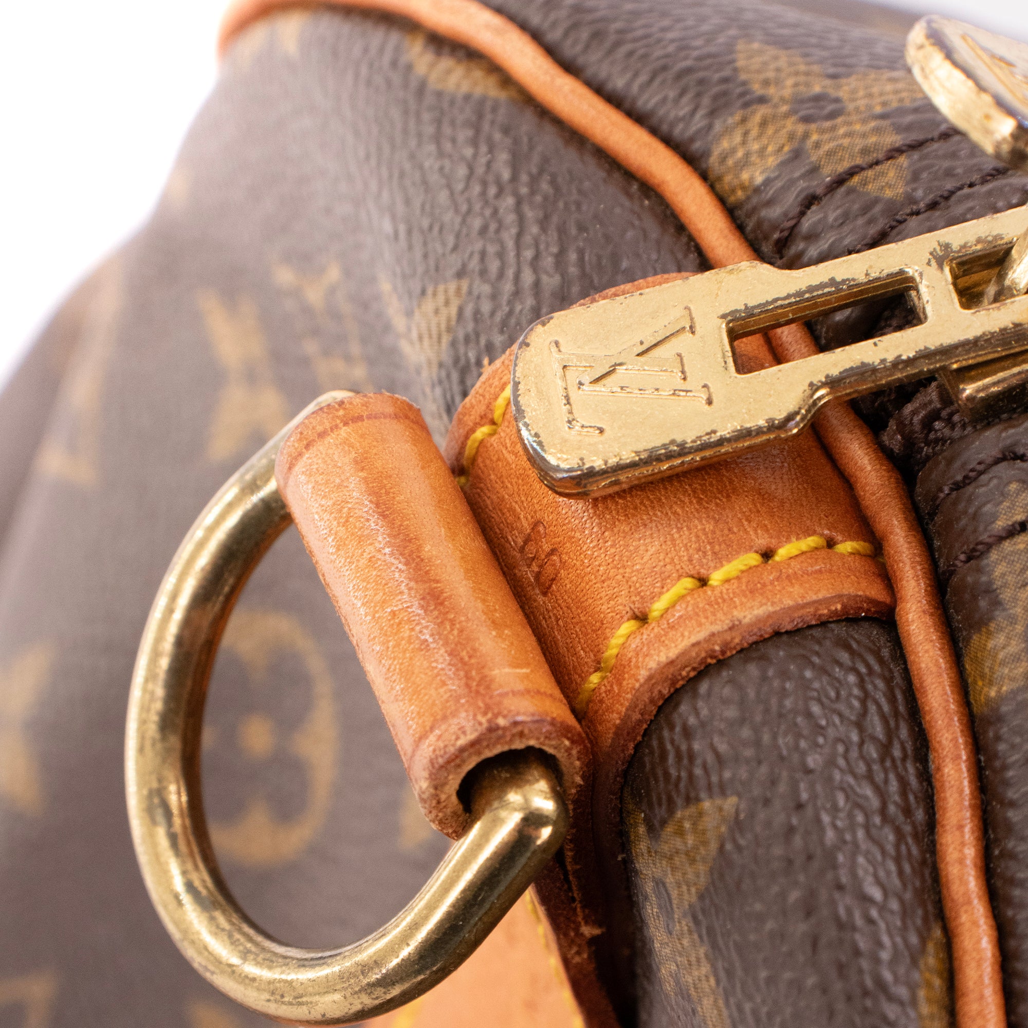 LOUIS VUITTON - Sac de voyage Keepall 60 bandoulière Louis Vuitton en toile enduite monogrammée vintage