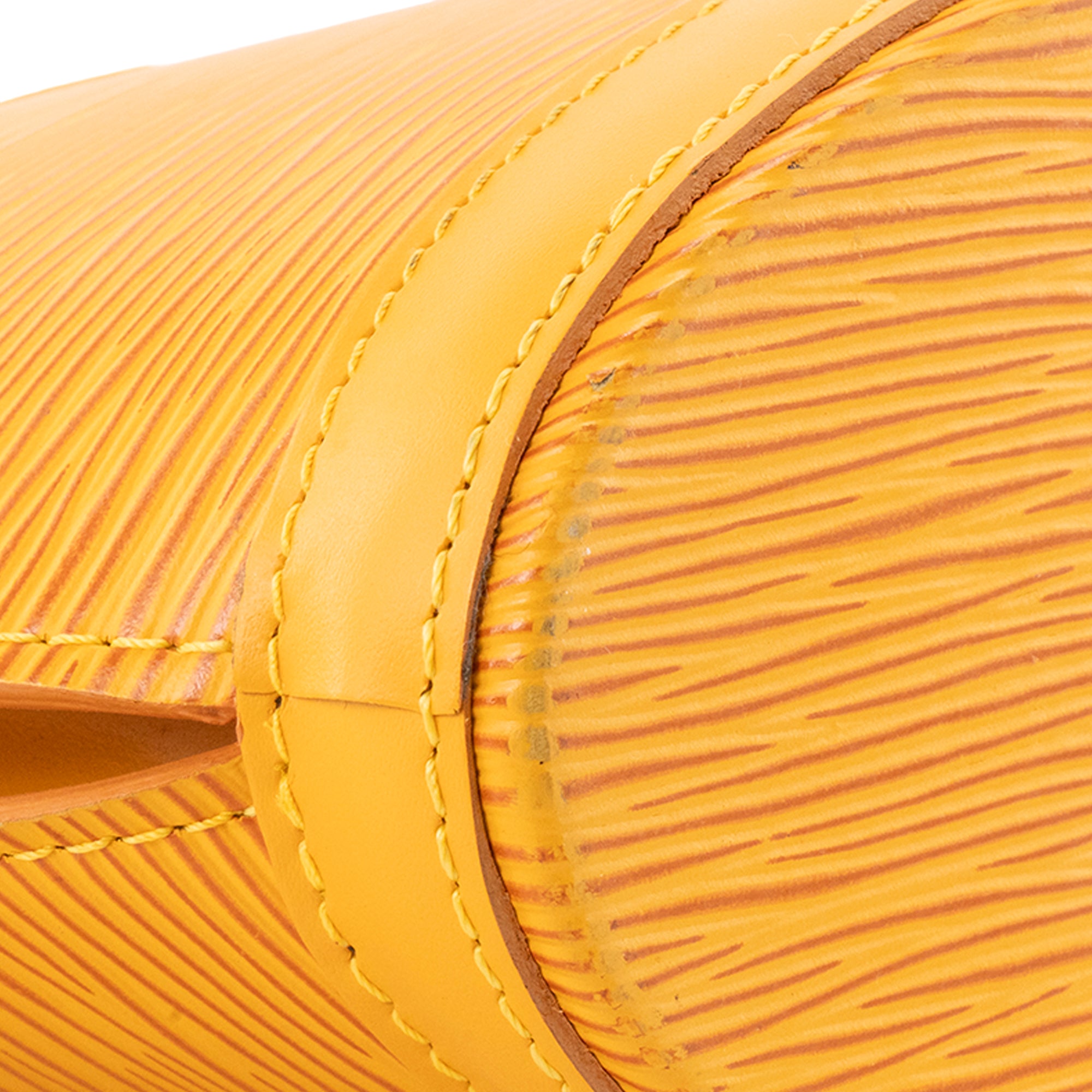 LOUIS VUITTON - Sac à épaule Saint Jacques Louis Vuitton en cuir épi jaune