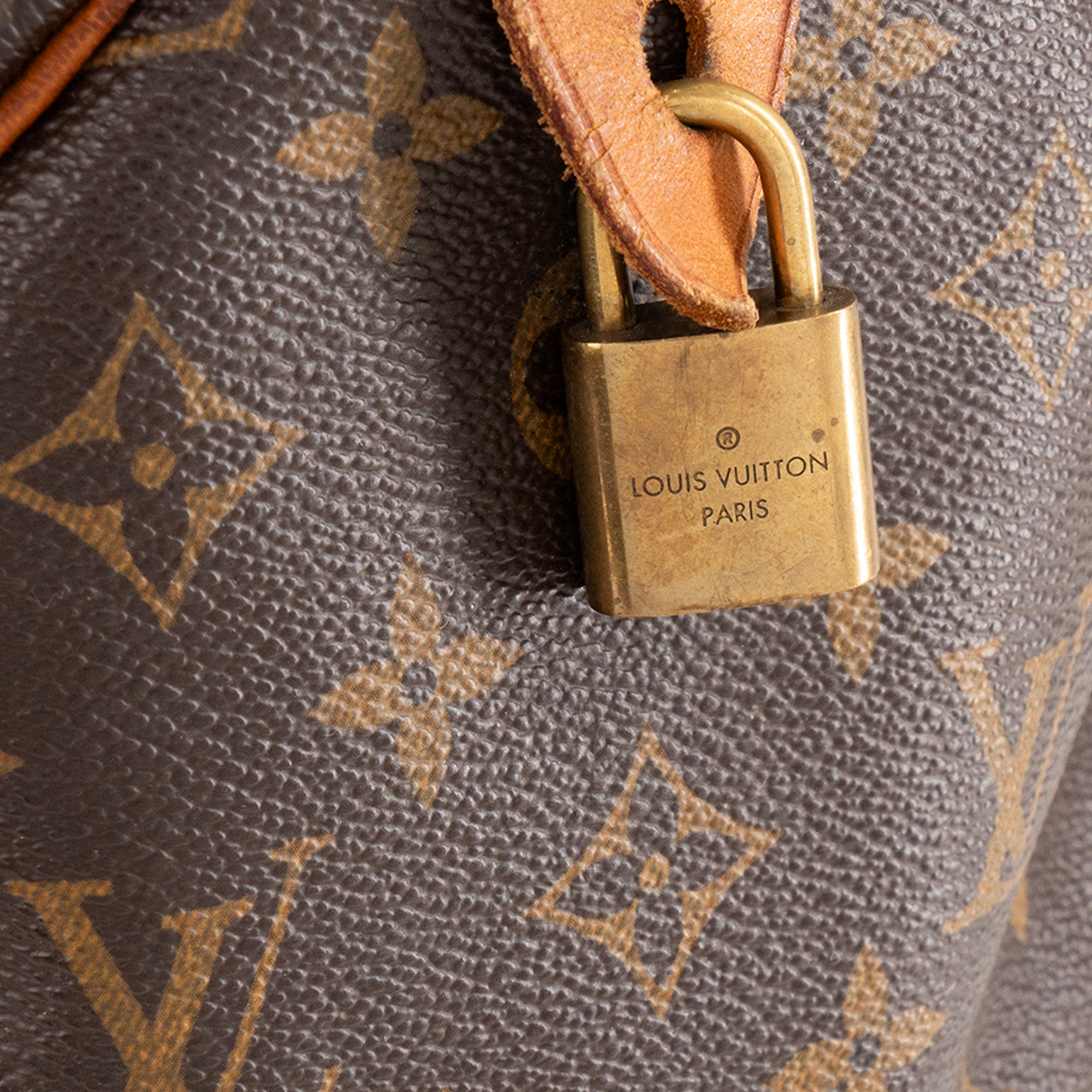 LOUIS VUITTON - Sac à main Speedy 35 Louis Vuitton en toile enduite monogrammée