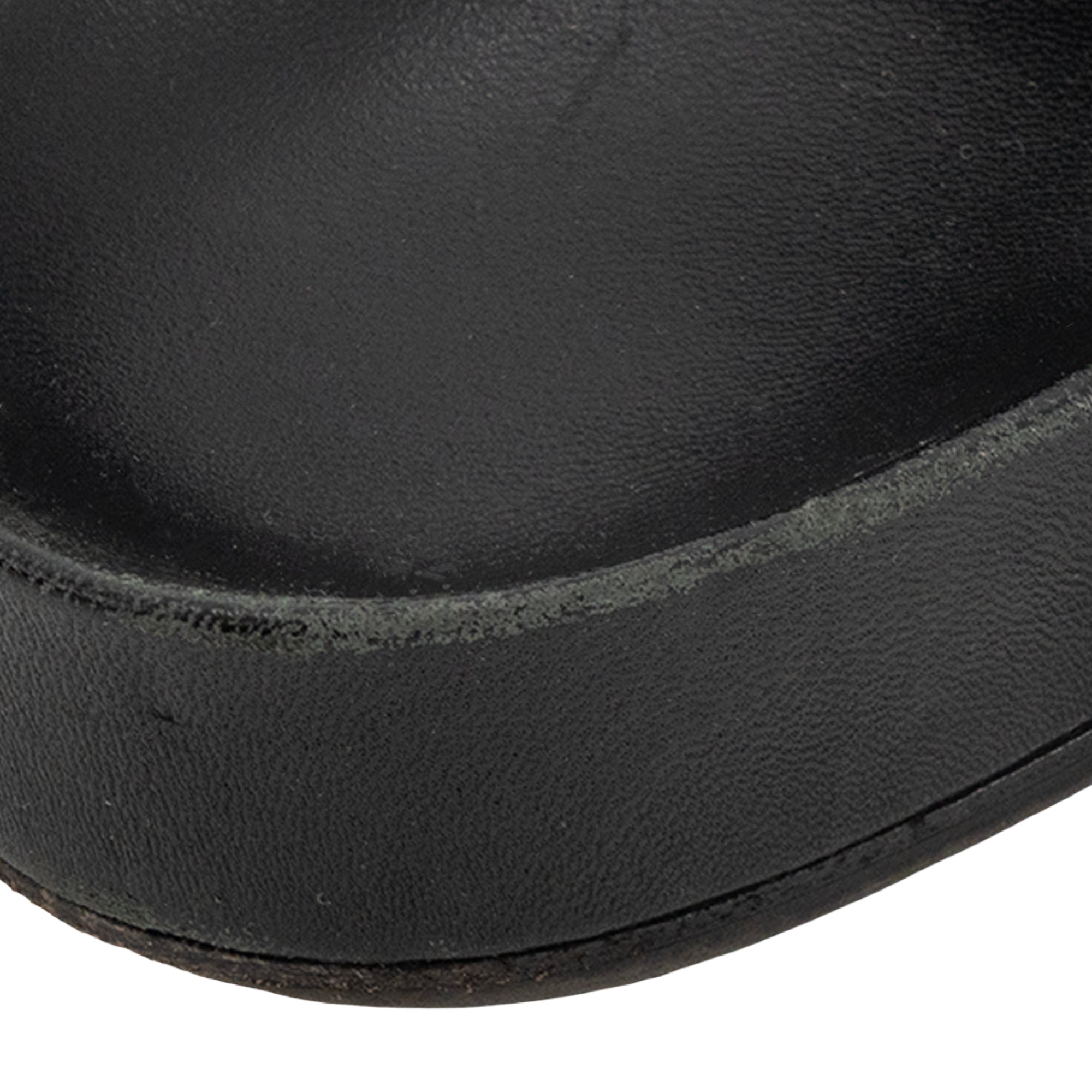 LOUIS VUITTON - Sandales Bom Dia Louis Vuitton en toile enduite monogrammée (T38)