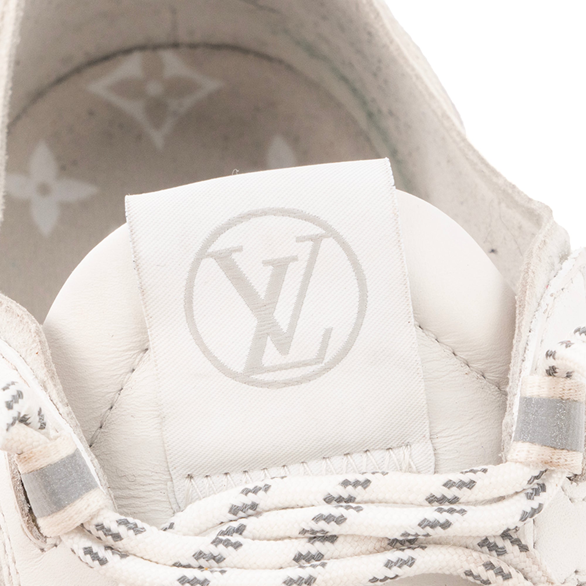 LOUIS VUITTON - Louis Vuitton LV Sprint sneakers in white canvas (Size 38.5)