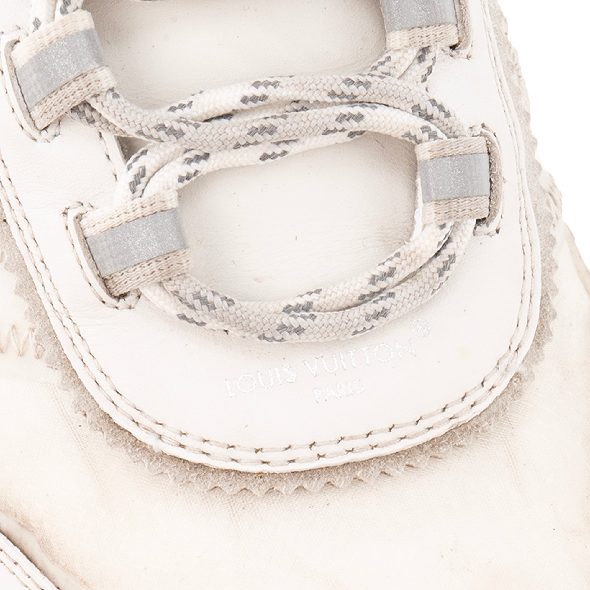 LOUIS VUITTON - Louis Vuitton LV Sprint sneakers in white canvas (Size 38.5)