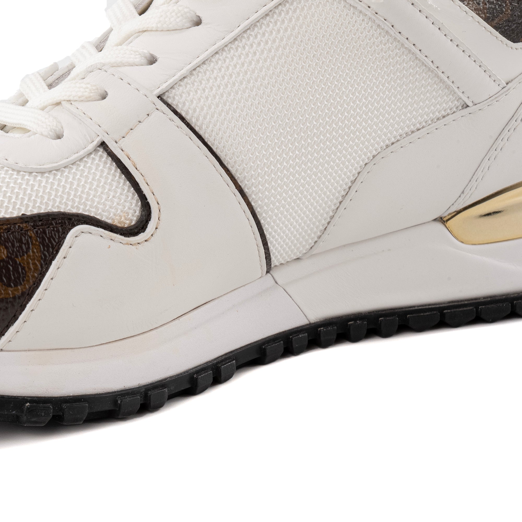 LOUIS VUITTON - Sneakers Run Away Louis Vuitton en toile enduite marron et cuir blanc (T37)