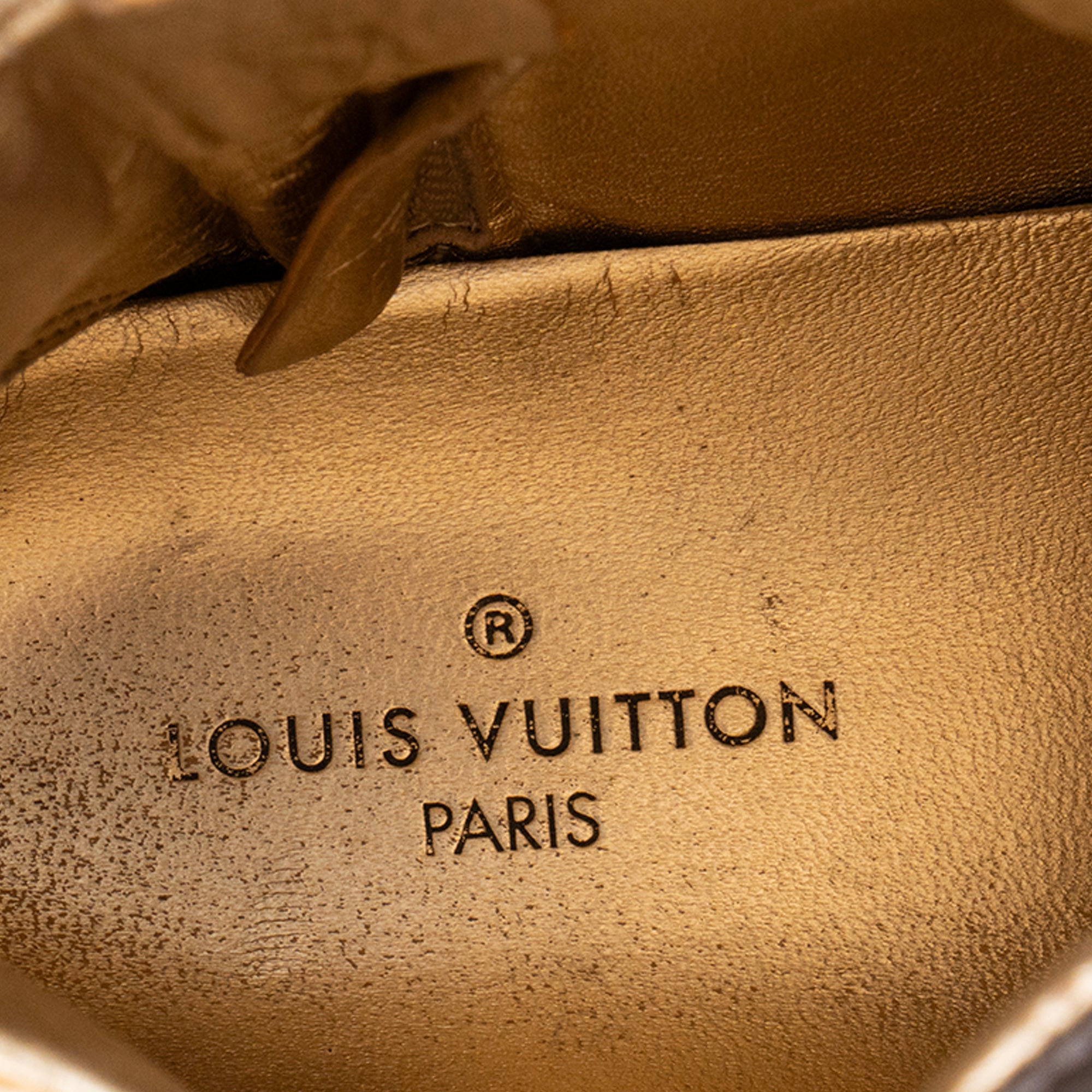 LOUIS VUITTON - Sneakers Stellar Louis Vuitton en toile enduite monogrammée et cuir métallisé doré (37,5)