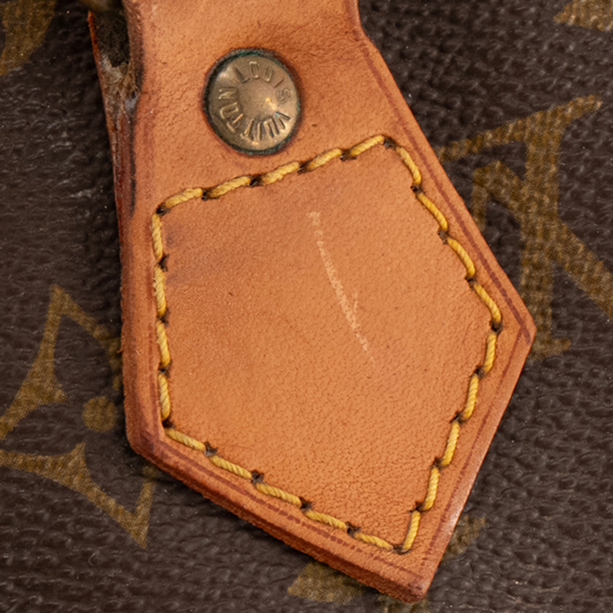 LOUIS VUITTON - Sac à main Speedy 35 Louis Vuitton en toile monogrammée vintage