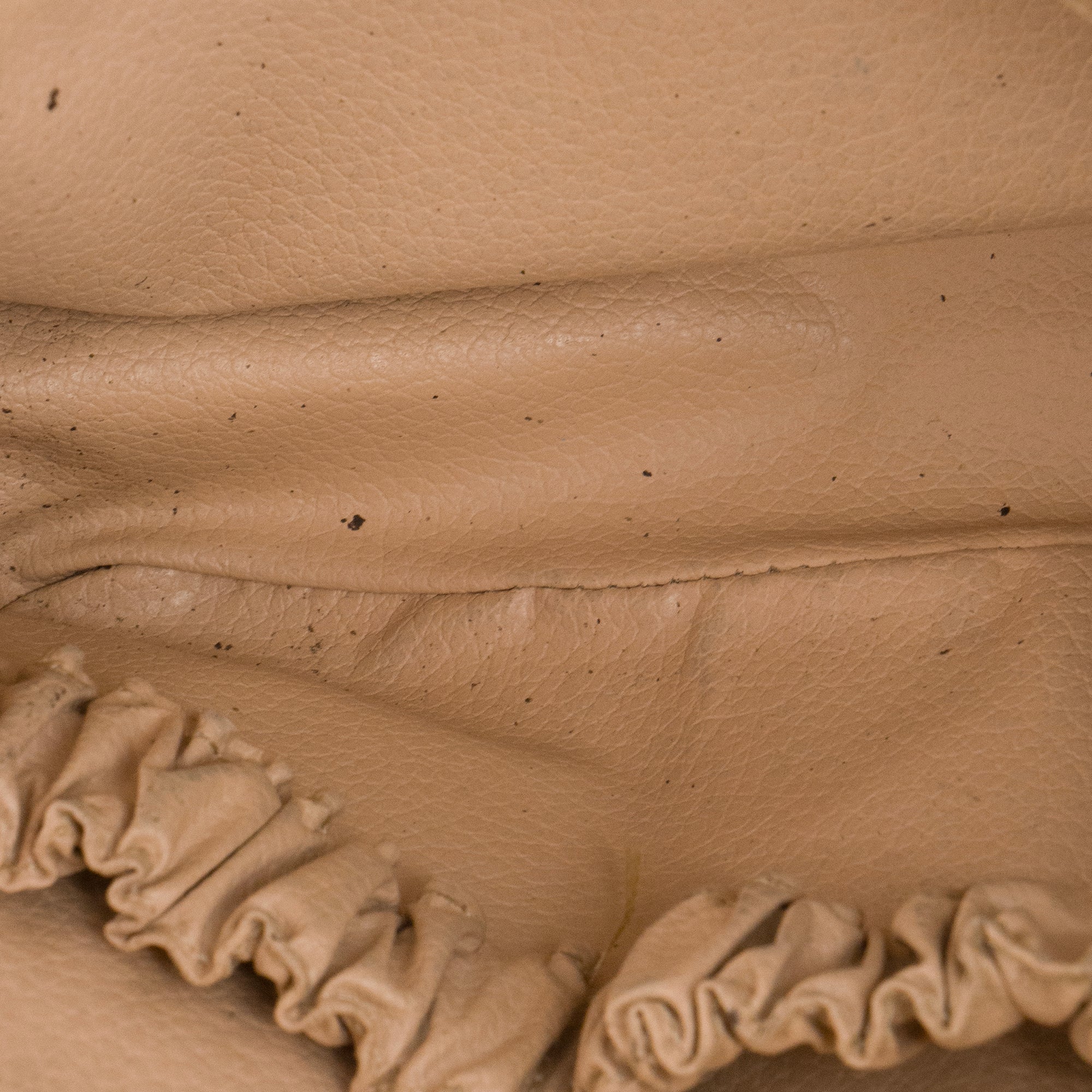 LOUIS VUITTON - Trousse de toilette 23 Louis Vuitton en toile enduite monogrammée vintage