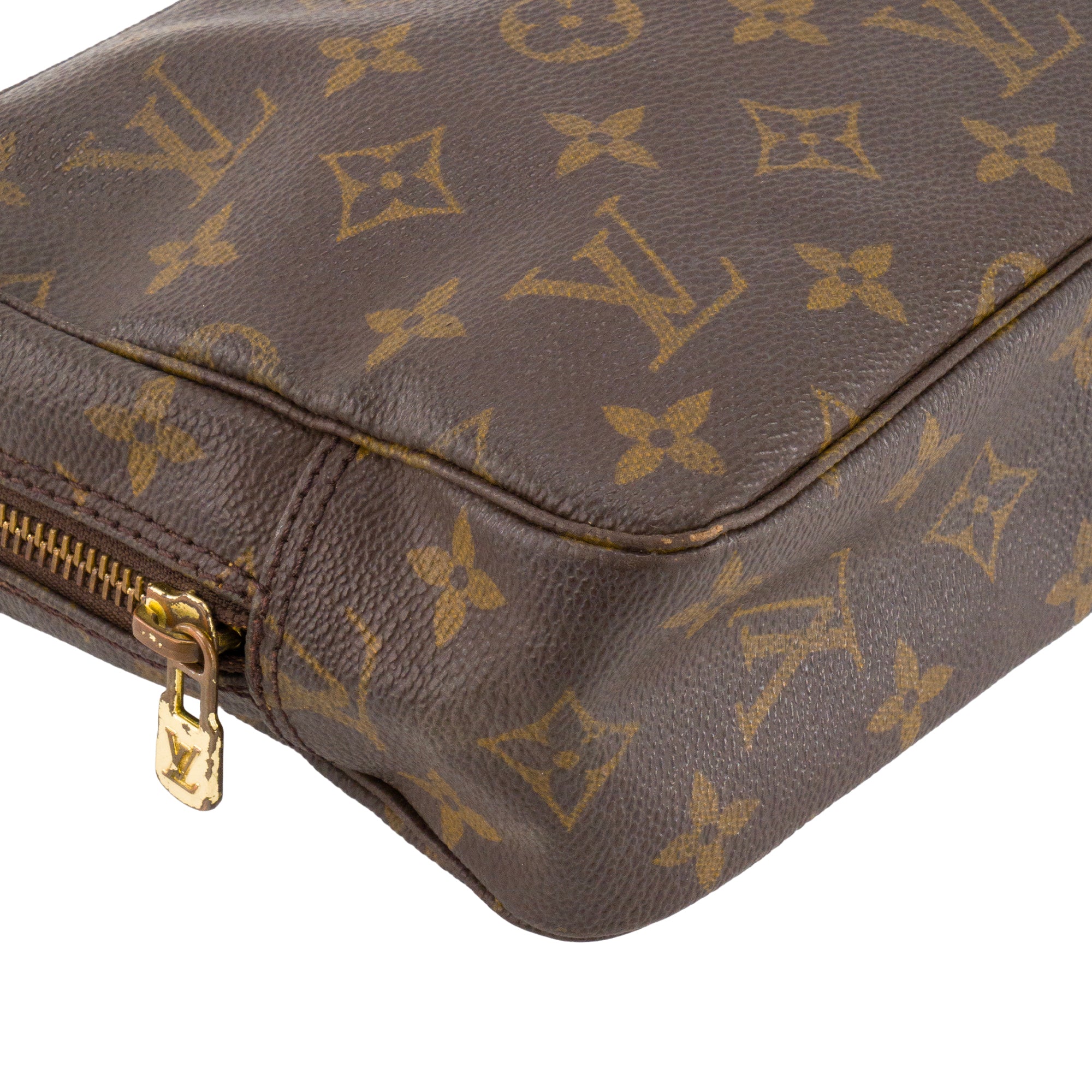 LOUIS VUITTON - Trousse de toilette PM Louis Vuitton en toile enduite monogrammée vintage
