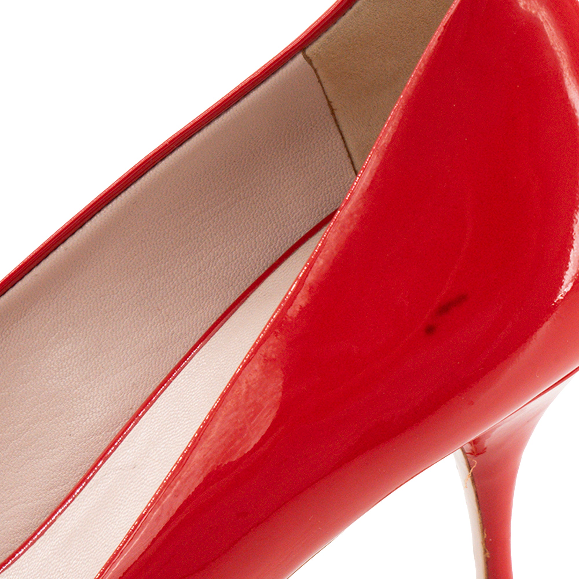 MIU MIU - Miu Miu Red Patent Leather Pumps (Size 37)