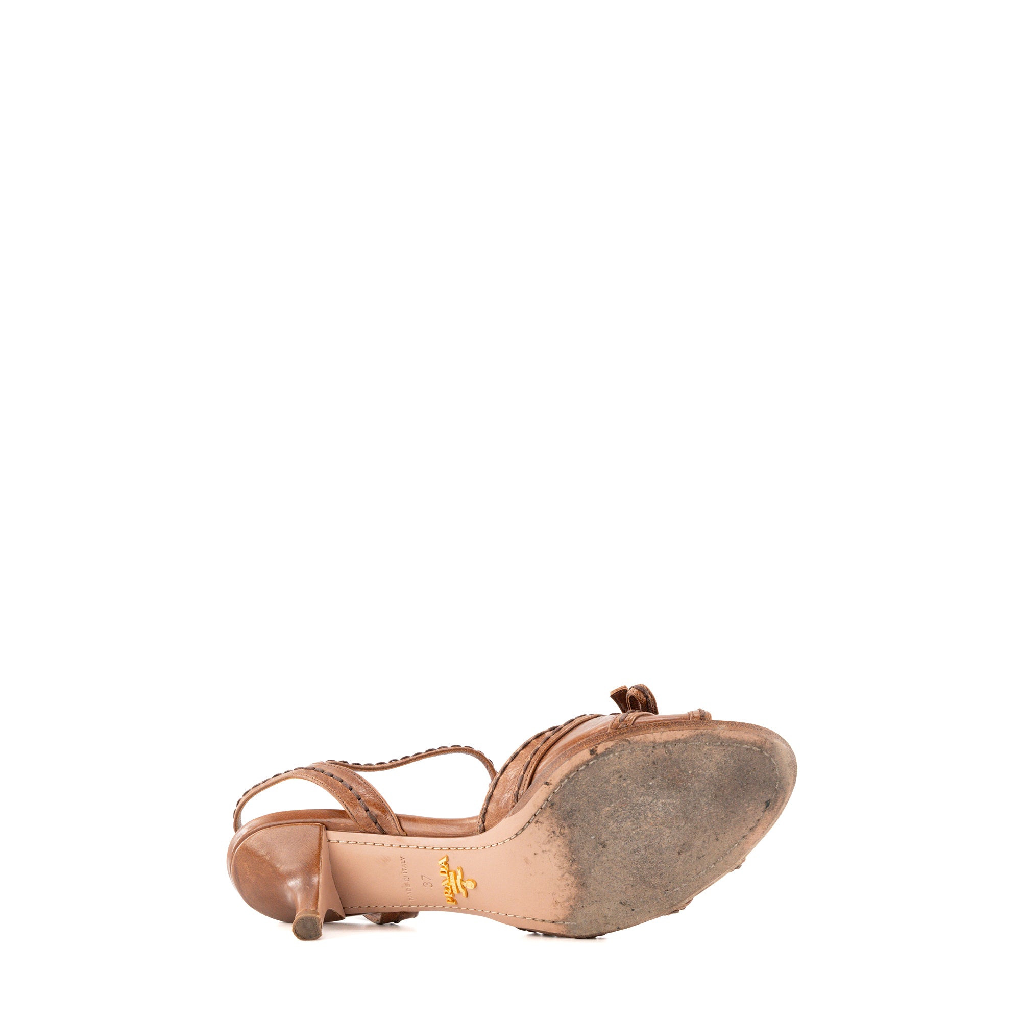 PRADA - Escarpins Prada en cuir lisse marron (T37)