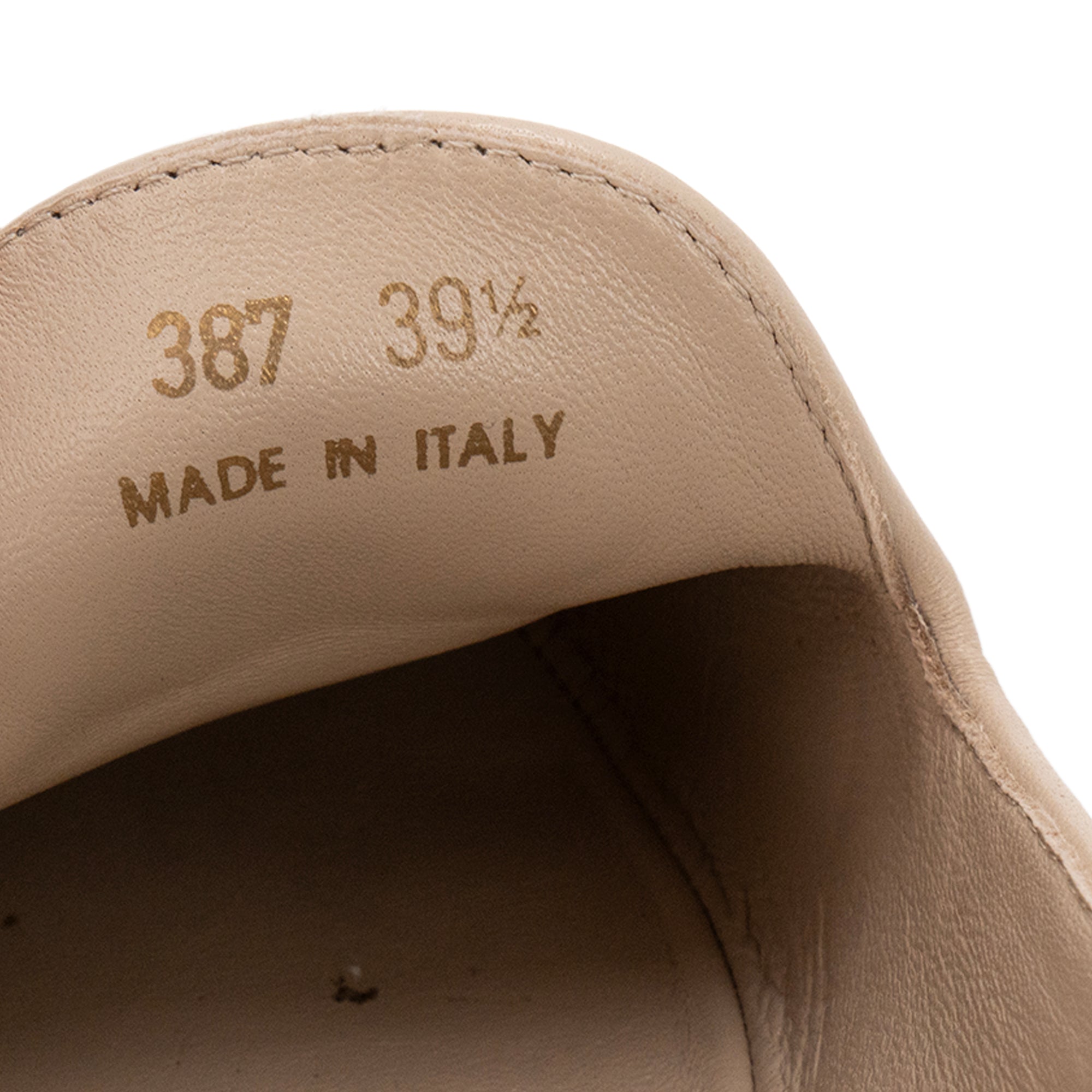 PRADA - Mocassins Prada en daim beige (T39,5)