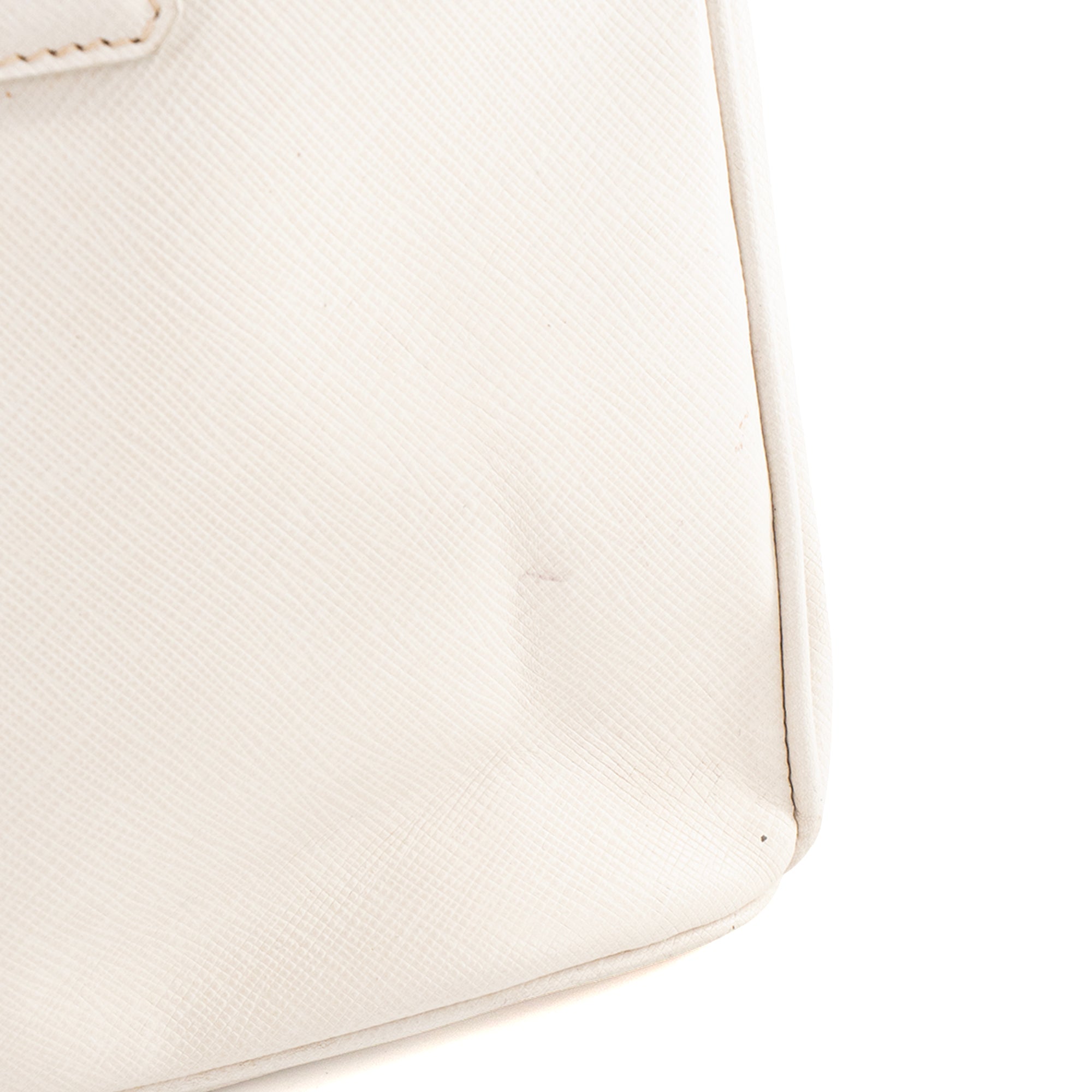PRADA - Sac à bandoulière Galleria Prada en cuir grainé blanc