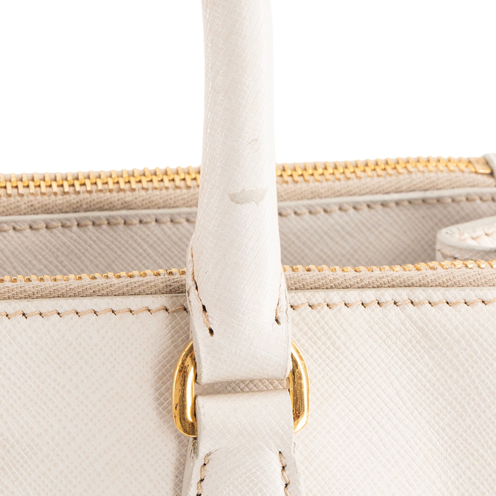 PRADA - Sac à bandoulière Galleria Prada en cuir grainé blanc