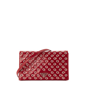 PRADA - Sac à bandoulière Prada en cuir verni rouge et oeillets argentés