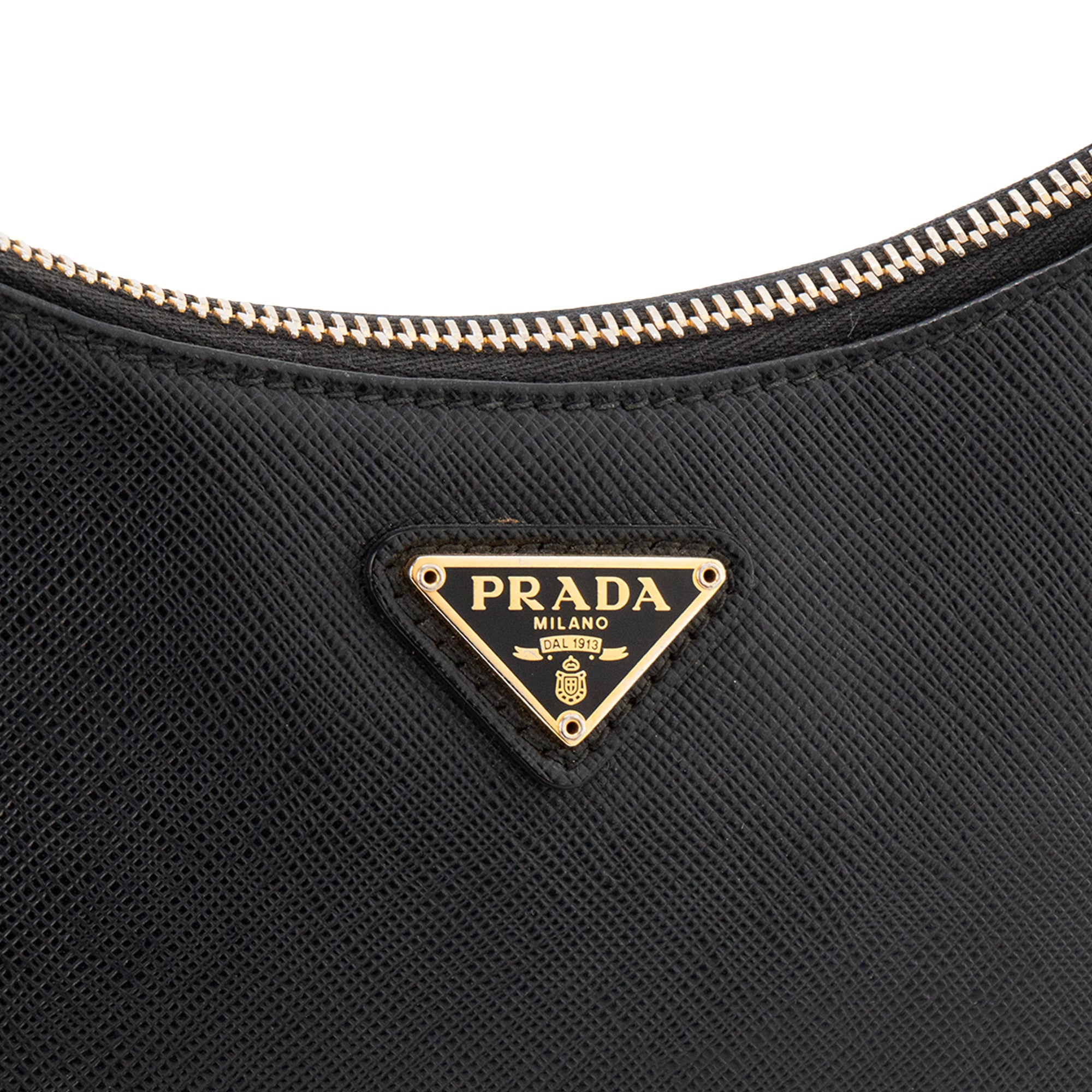 PRADA - Sac à bandoulière Re-Edition 2005 Prada en cuir saffiano noir