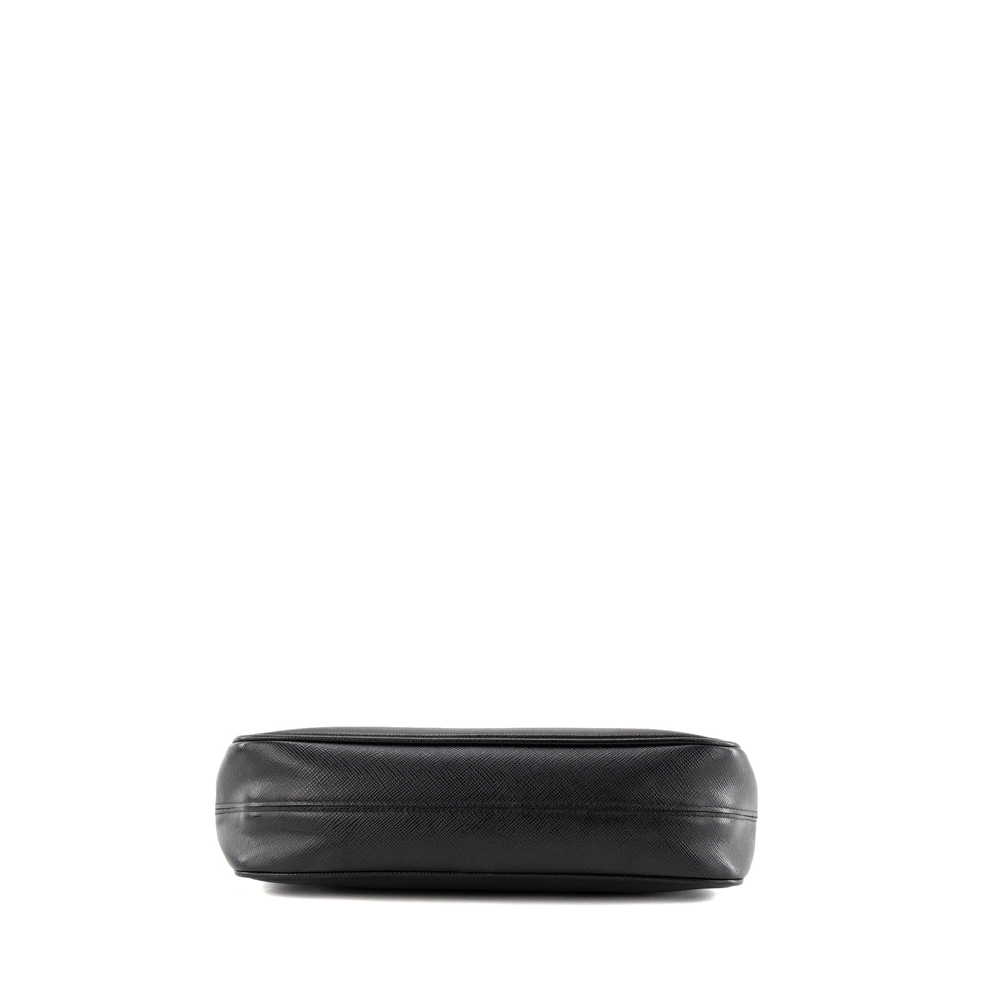 PRADA - Sac à bandoulière Re-Edition 2005 Prada en cuir saffiano noir