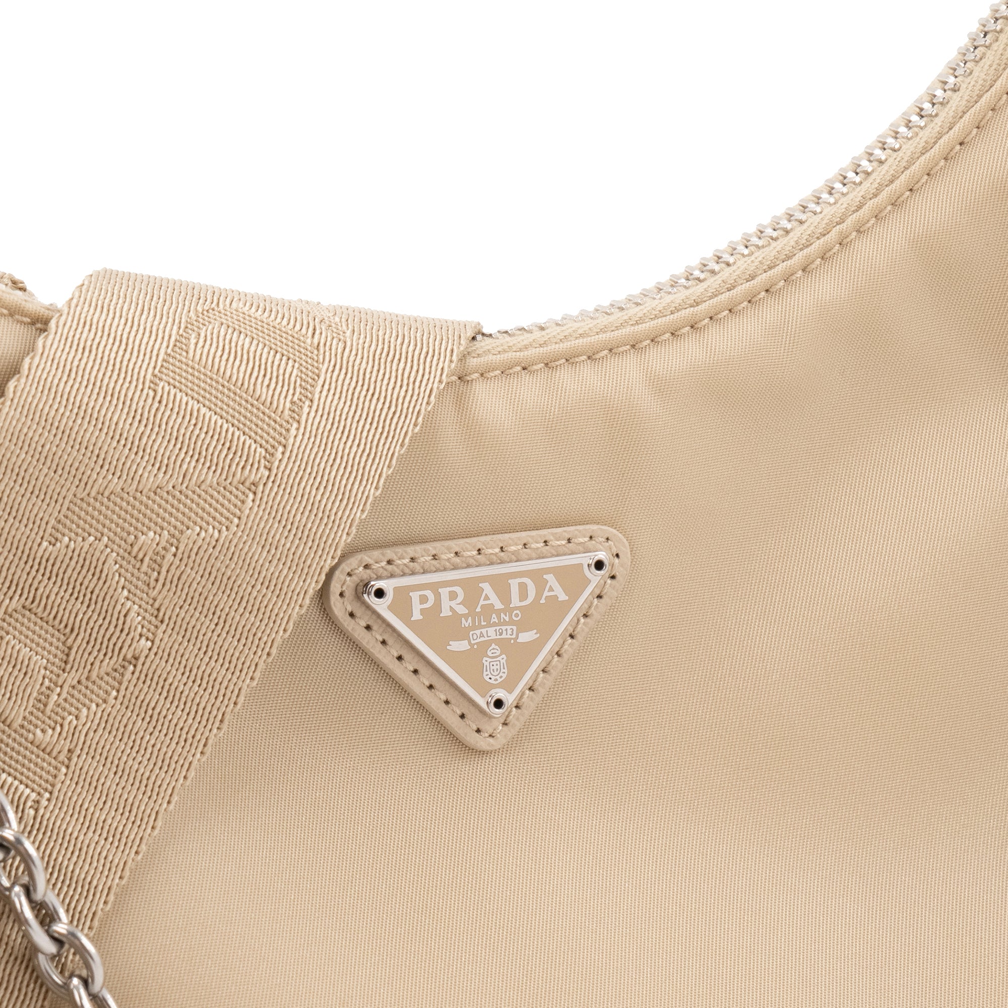 PRADA - Sac à bandoulière Re-Edition 2005 Prada en re-nylon beige
