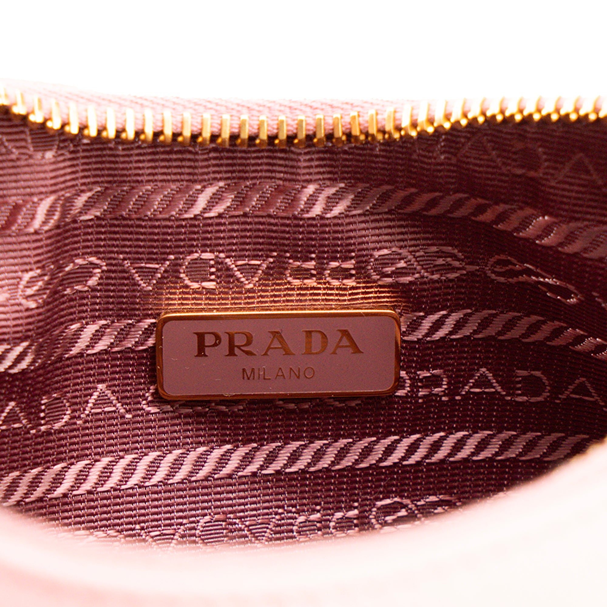 PRADA - Sac à épaule Re-Edition 2005 Mini Prada en cuir saffiano rose