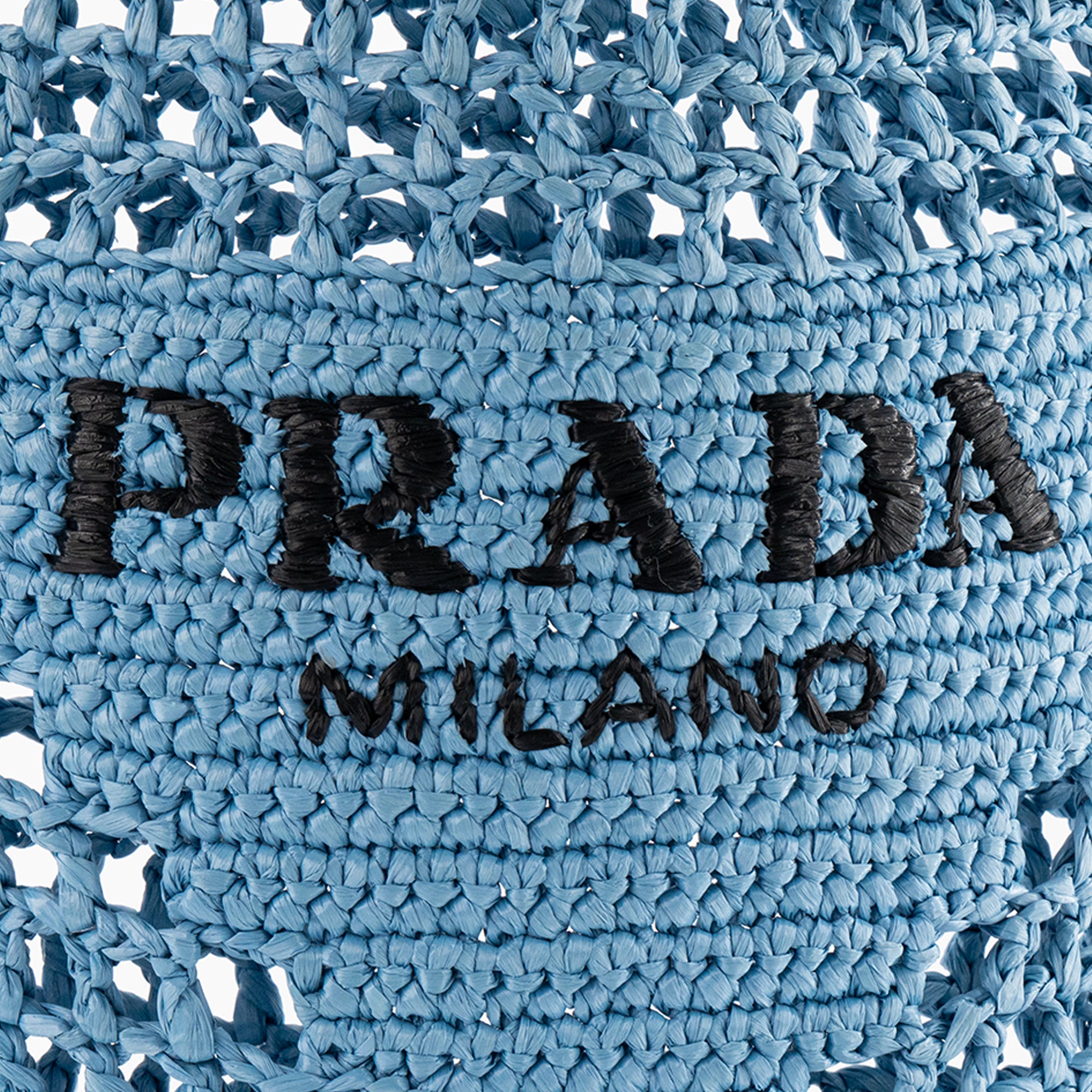 PRADA - Sac Cabas en crochet Prada en raphia bleu
