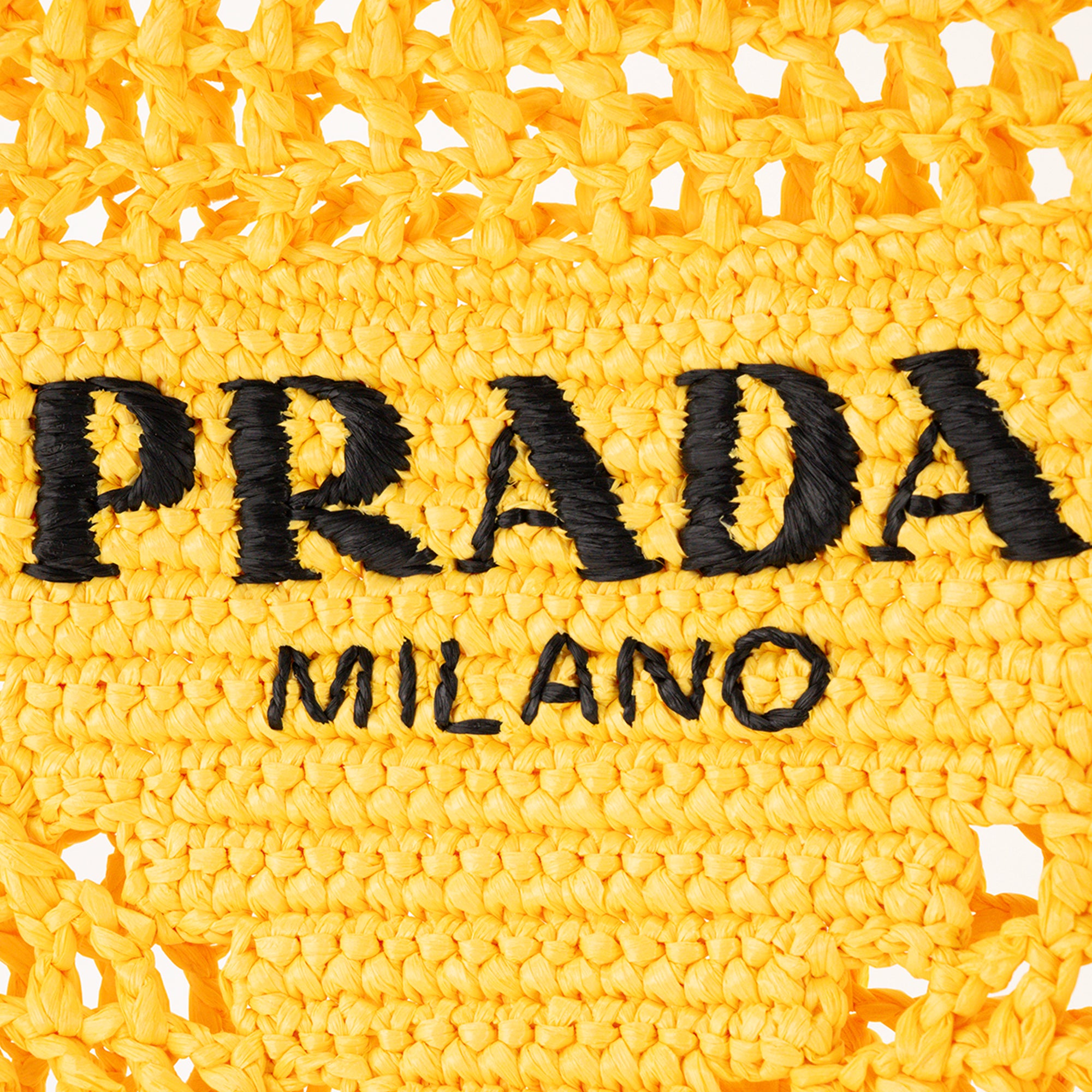PRADA - Sac Cabas en crochet Prada en raphia jaune
