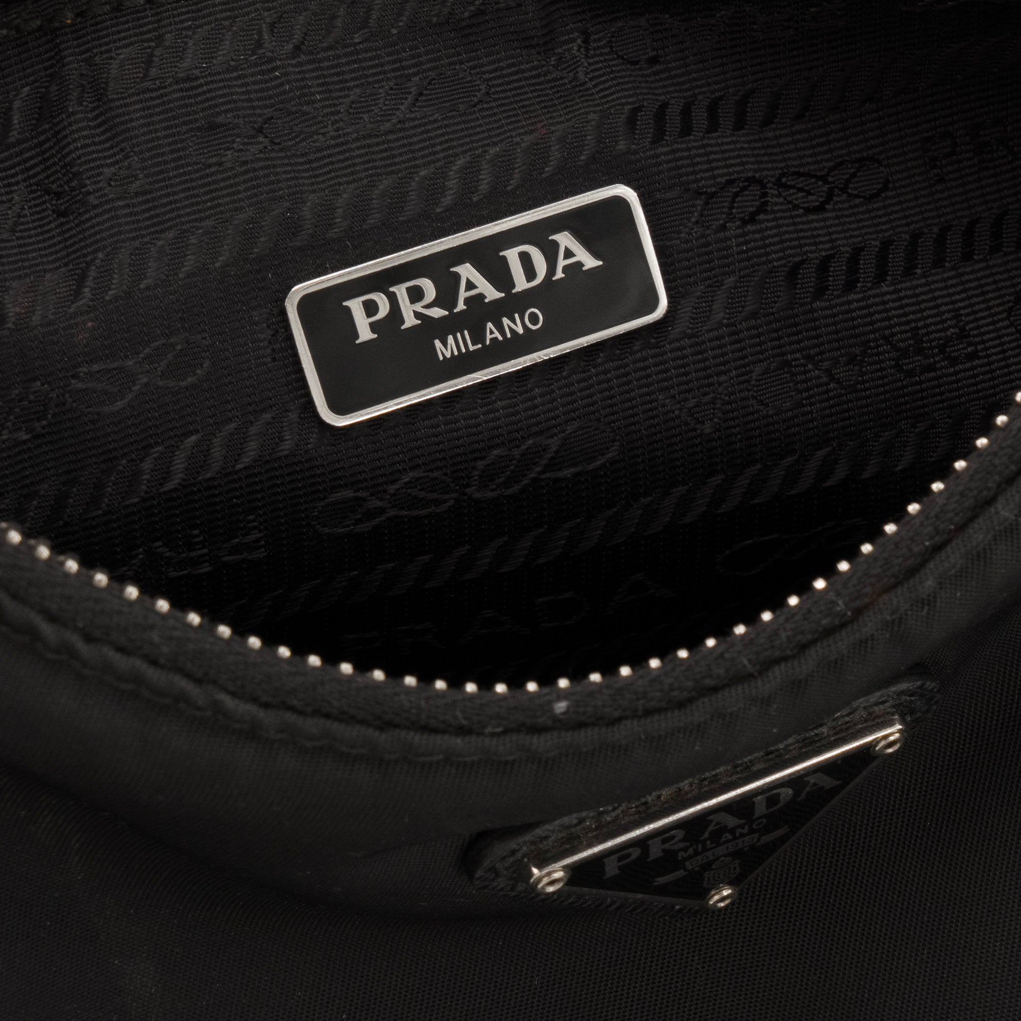 PRADA - Sac Ré-Édition 2005 Prada en re-nylon noir