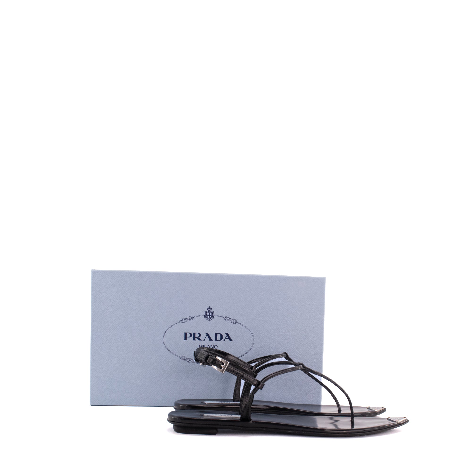 PRADA - Sandales Prada en cuir verni noir (T38.5)