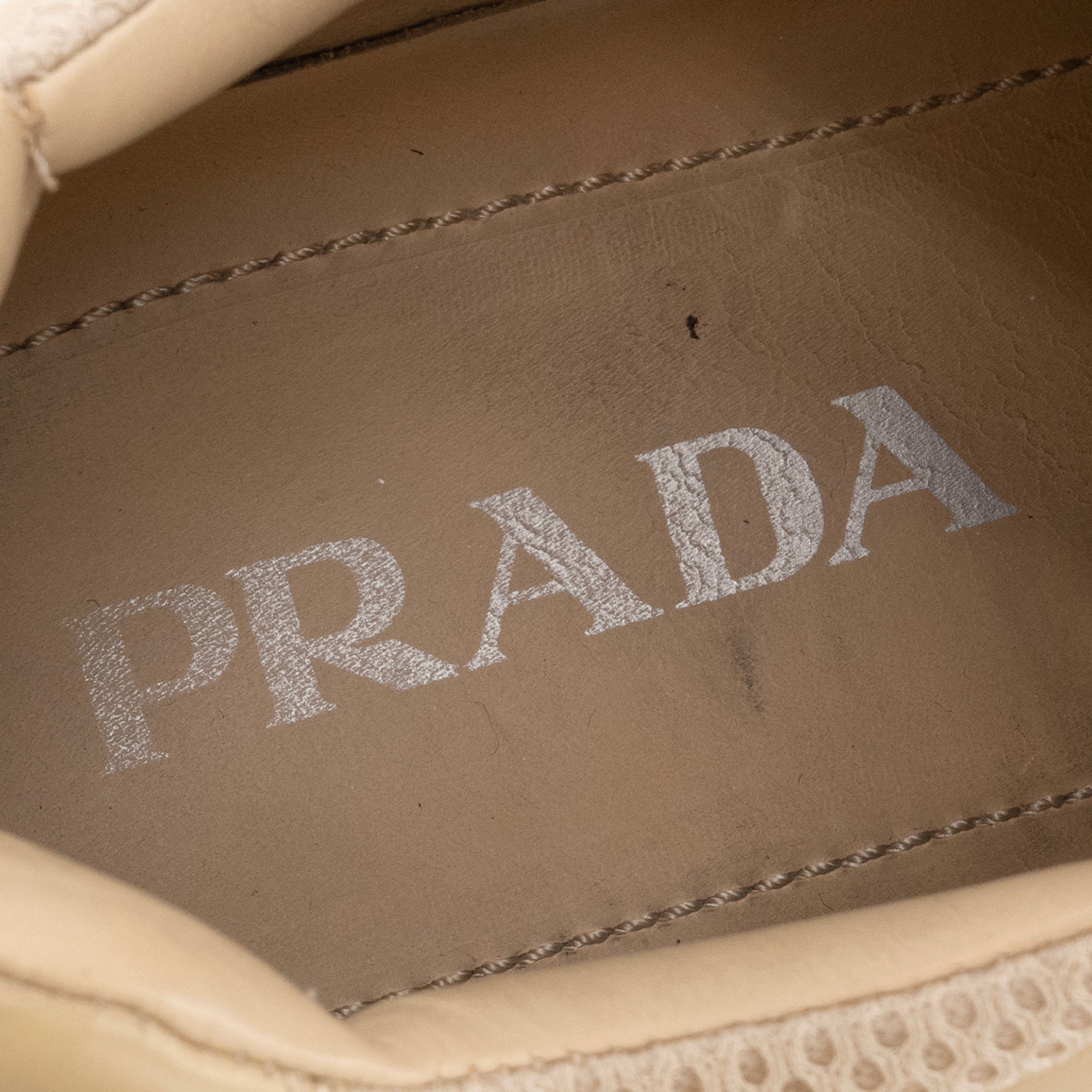 PRADA - Sneakers Centaurus Prada en cuir et toile beige (T39.5)