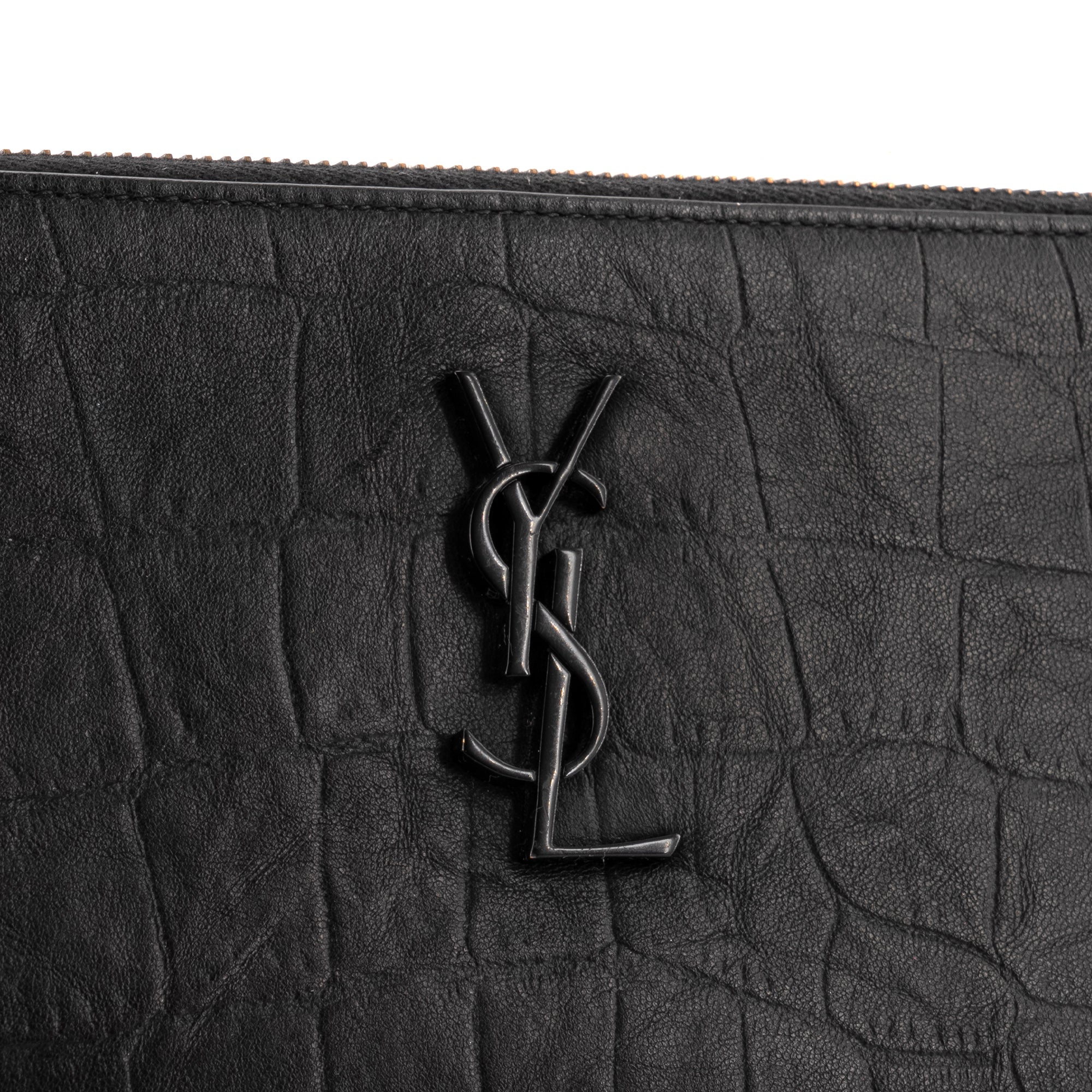SAINT LAURENT - Pochette Cassandre Saint Laurent en cuir embossé croco noir