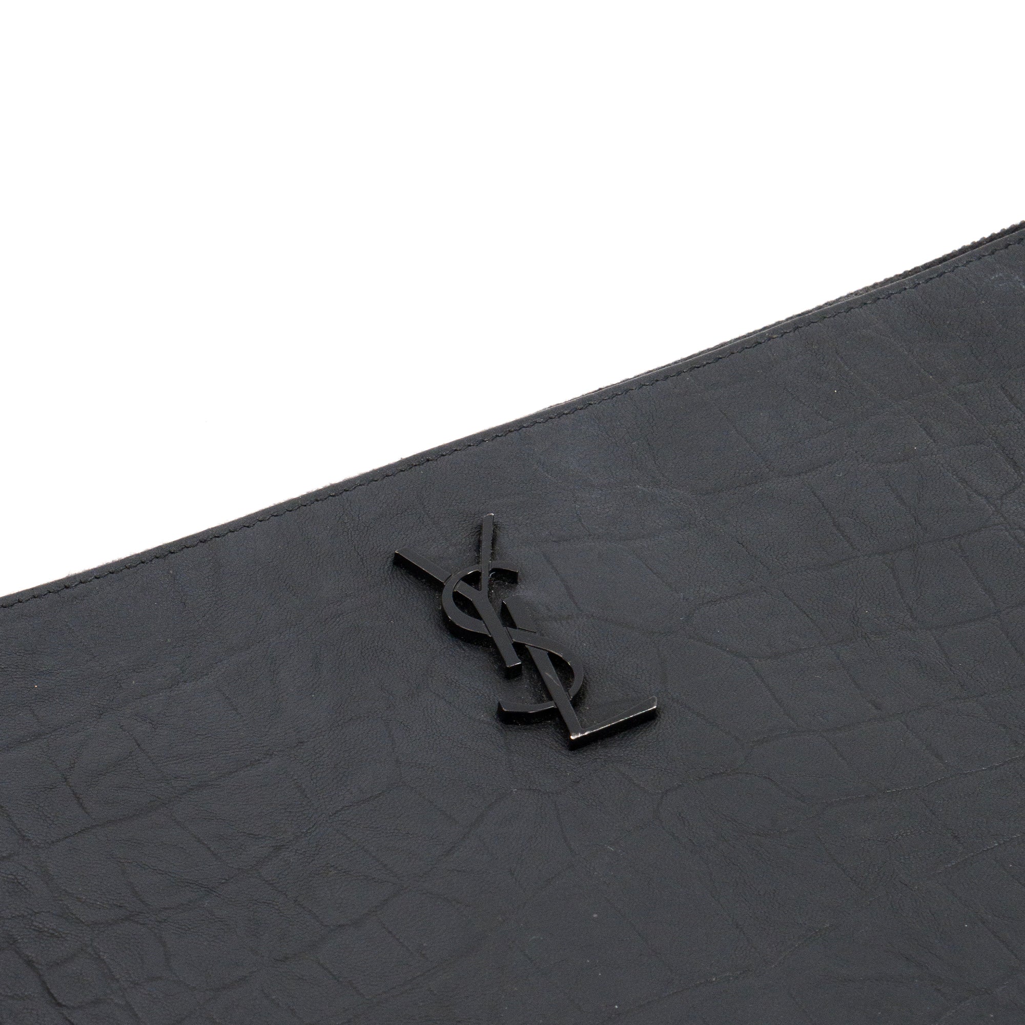 SAINT LAURENT - Pochette Cassandre Saint Laurent en cuir embossé crocodile noir