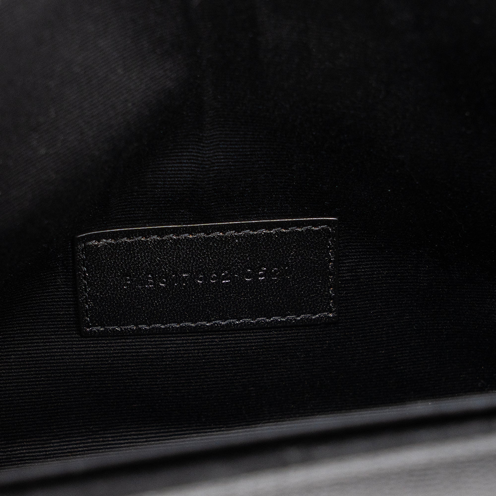 SAINT LAURENT - Pochette Cassandre Saint Laurent en cuir grainé noir