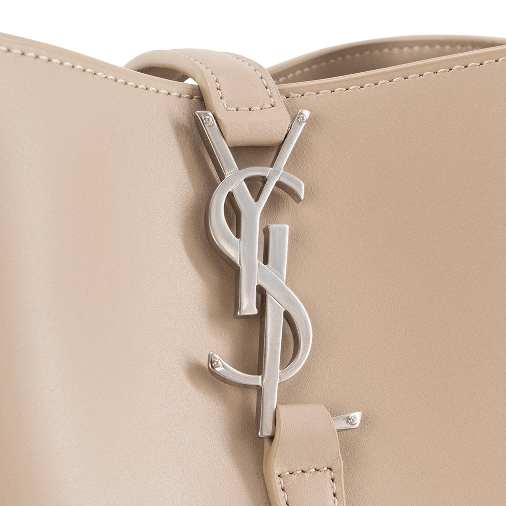 SAINT LAURENT - Sac à bandoulière Le 37 Saint Laurent en cuir lisse taupe